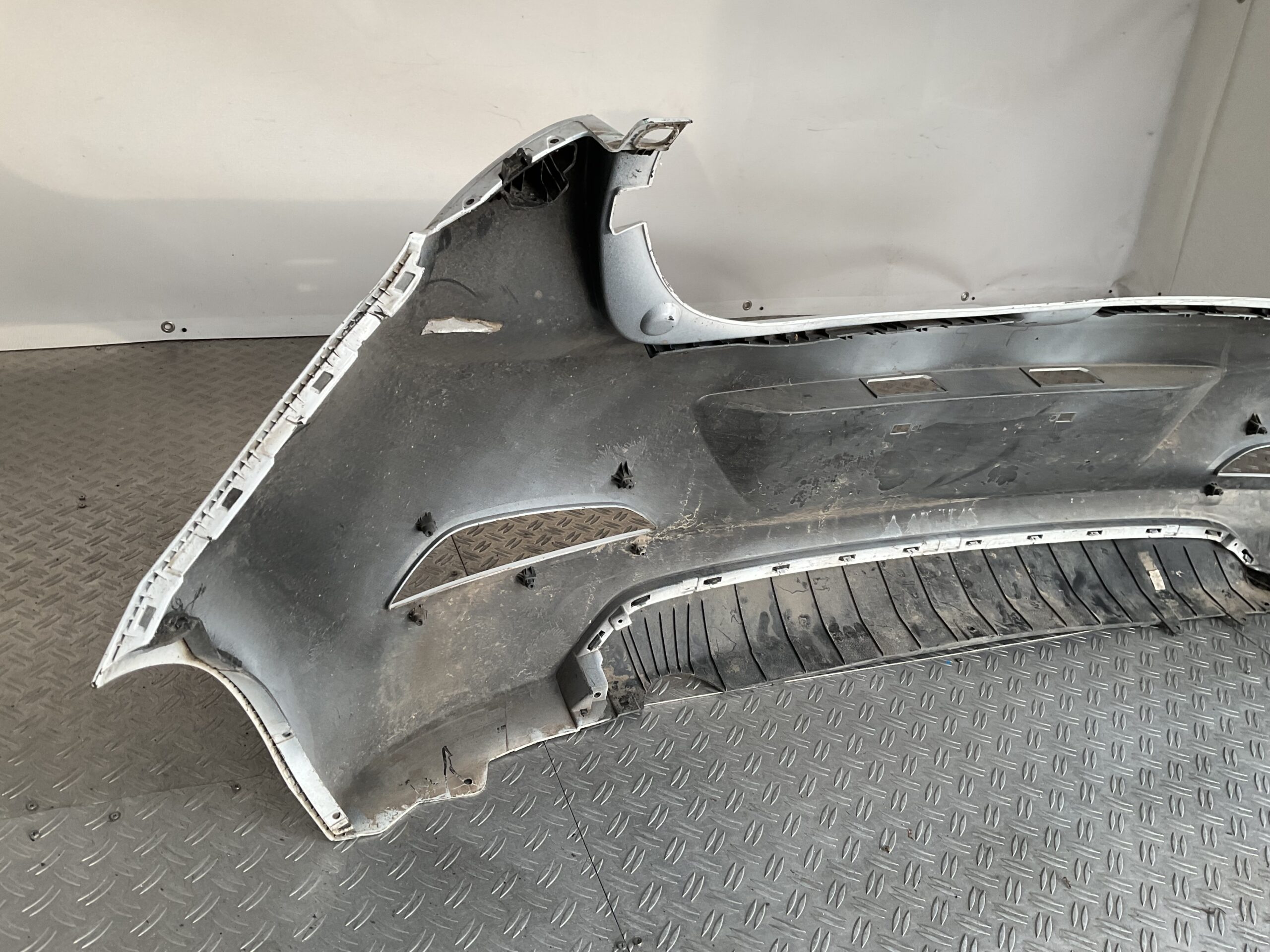 Bumper Hyundai i20 14-17 86611-c80000 Achterbumper F3-17832z
