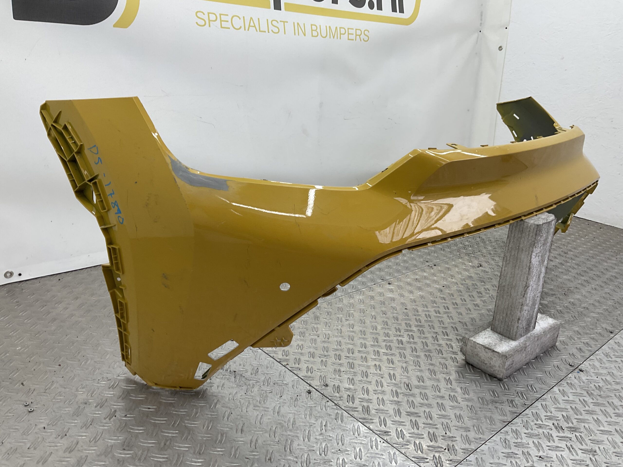 Bumper Toyota Aygo Facelift 52119-0H210 Voorbumper D5-17890z