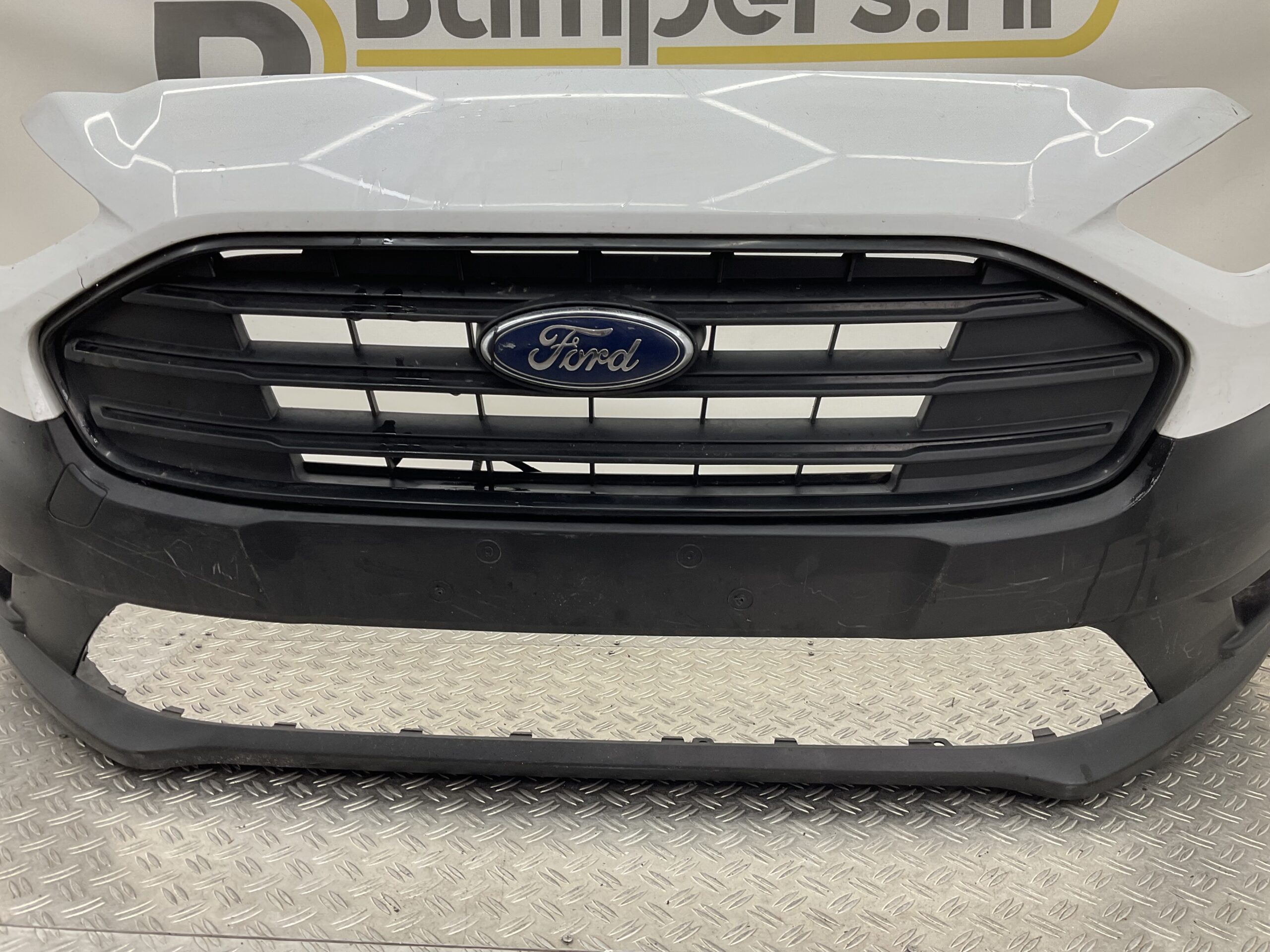 Bumper Ford Transit Connect 18- KT1B-17K819-a Voorbumper J5-16995z
