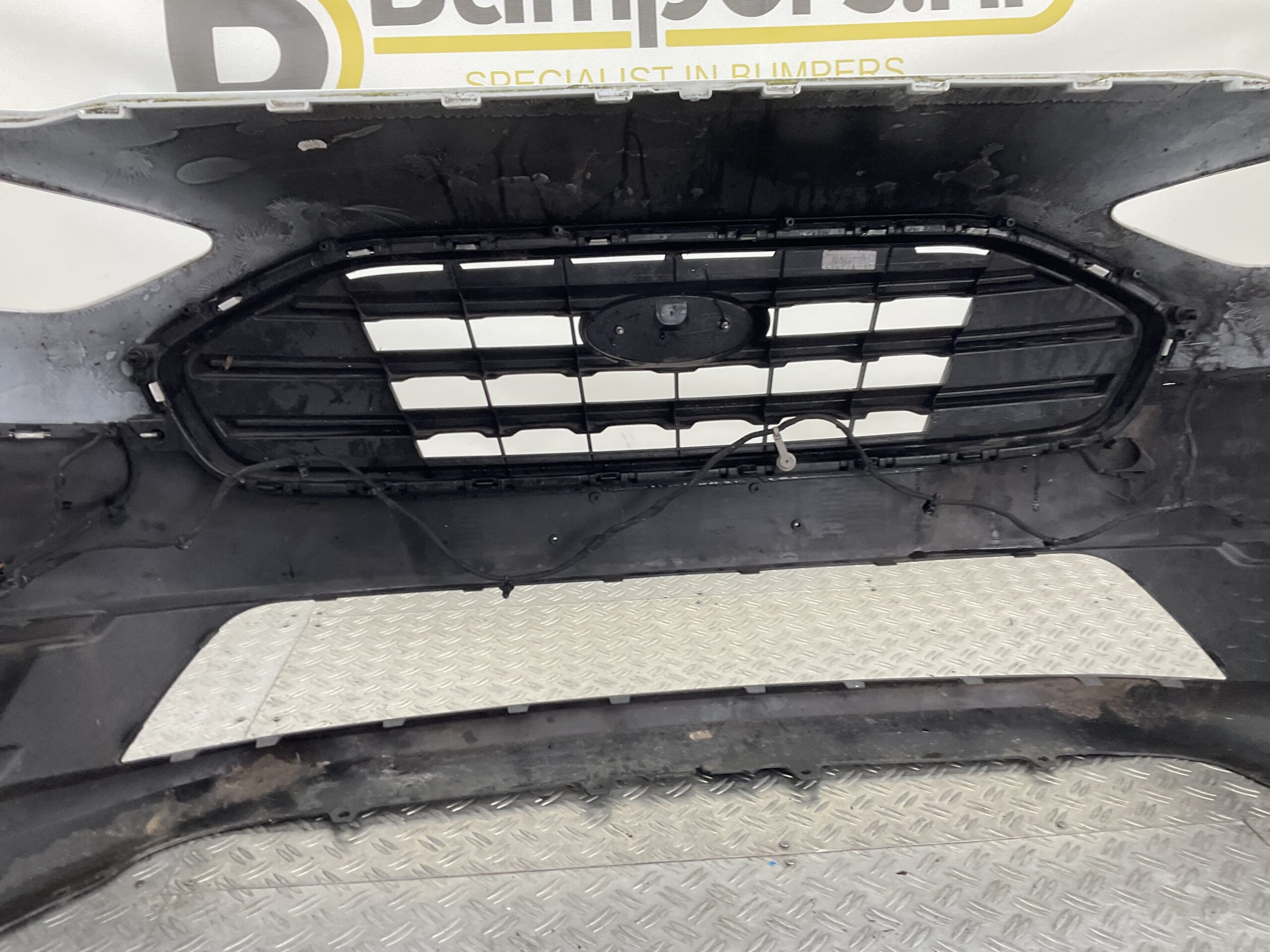 Bumper Ford Transit Connect 18- KT1B-17K819-a Voorbumper J5-16995z