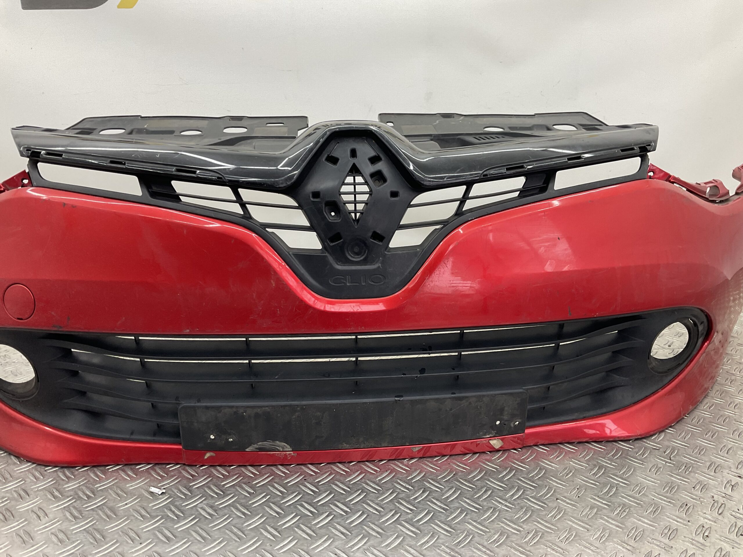 Bumper Renault Clio 4 2012-2015 620221112R Voorbumper F4-17878z
