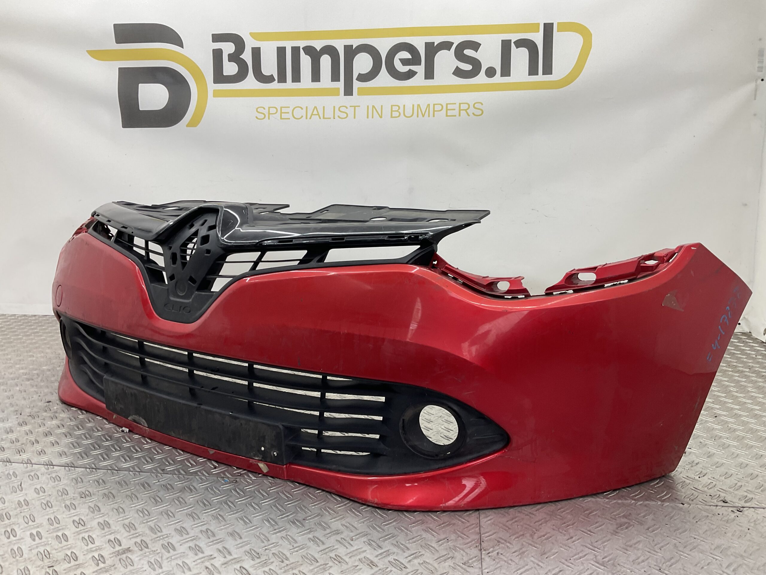 Bumper Renault Clio 4 2012-2015 620221112R Voorbumper F4-17878z