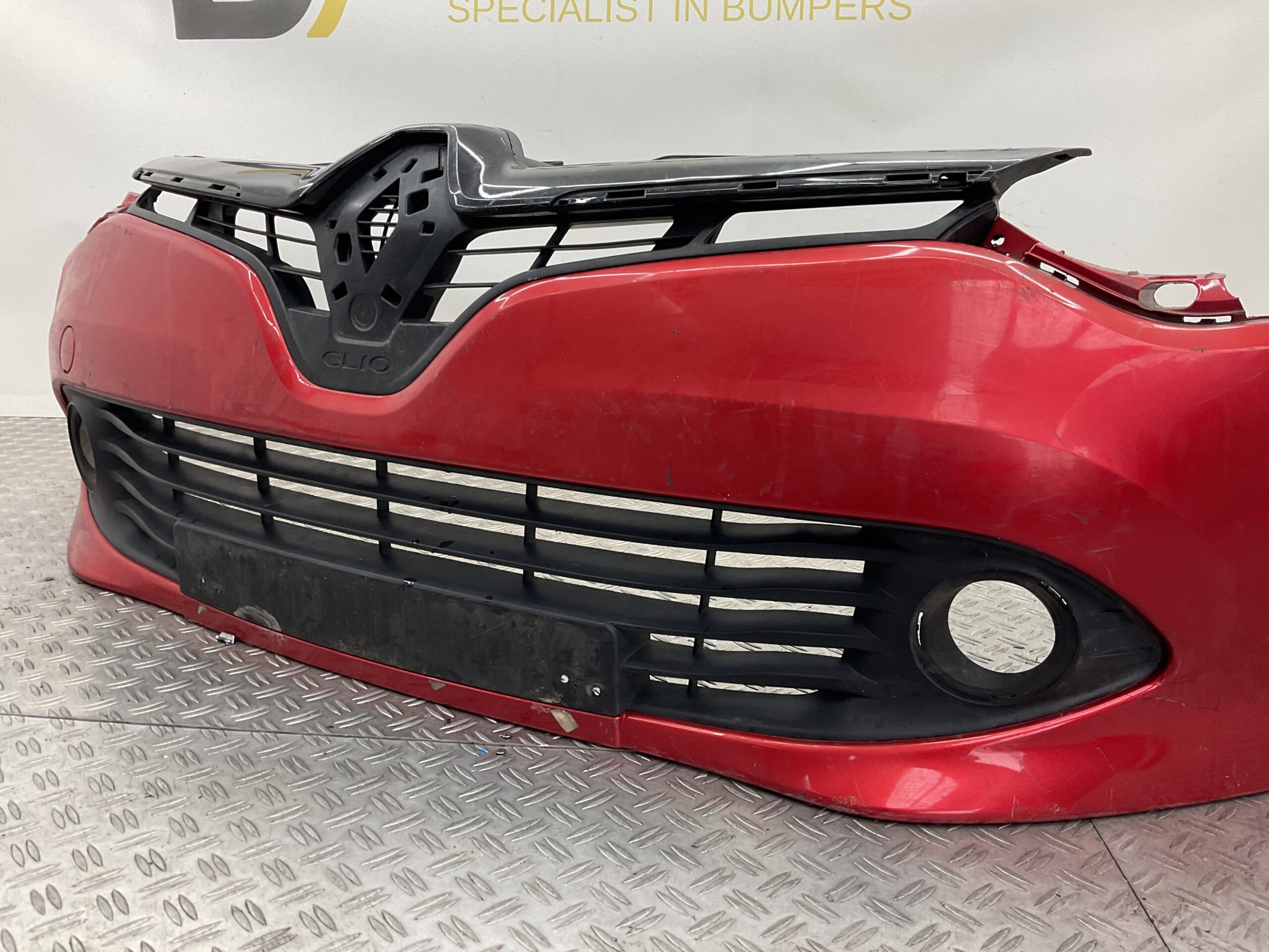 Bumper Renault Clio 4 2012-2015 620221112R Voorbumper F4-17878z