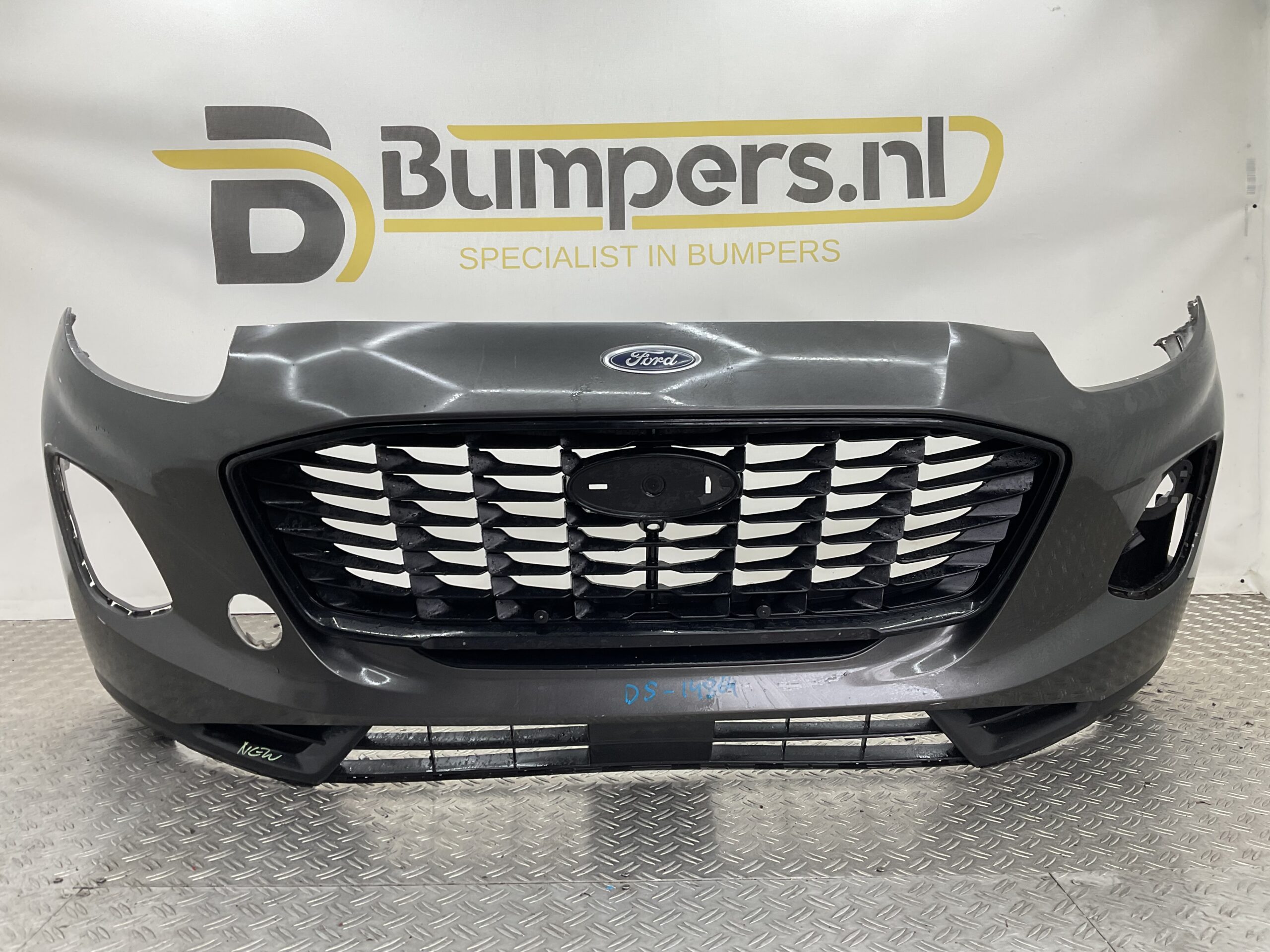 Bumper Ford Puma MK2 Titanium 19-24 L1TB-17757-A Voorbumper D5-14864z