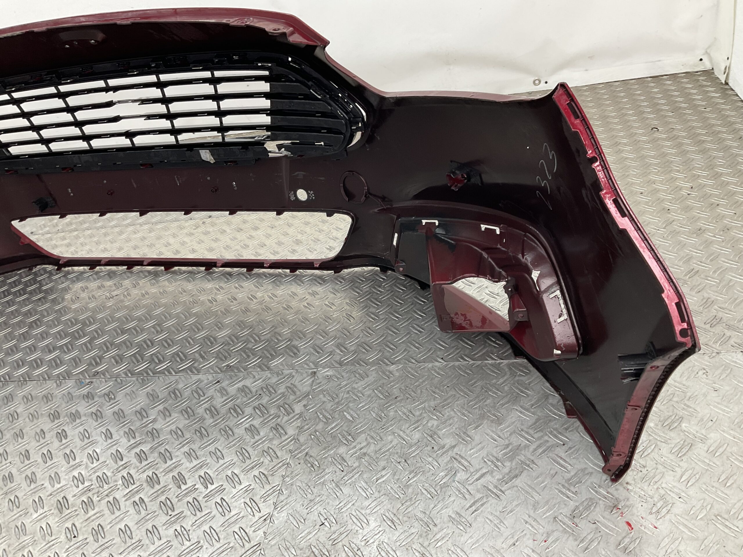 Bumper Ford Galaxy MK2 15- EM2B-17F003-A Voorbumper D1-18031z