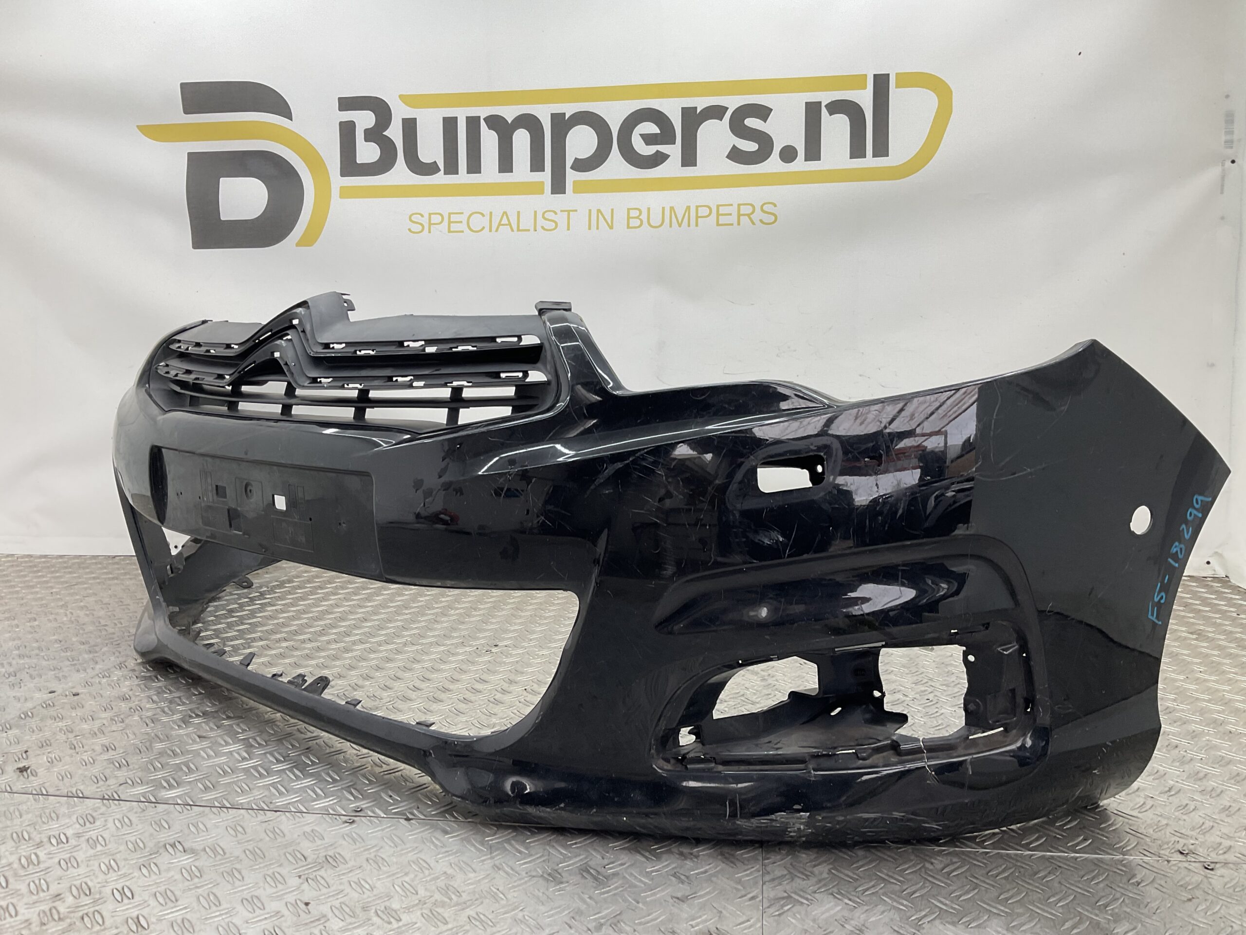 Bumper Citroen C4 II 2 10-17 kls pdc 9676285080A Voorbumper F4-18299z