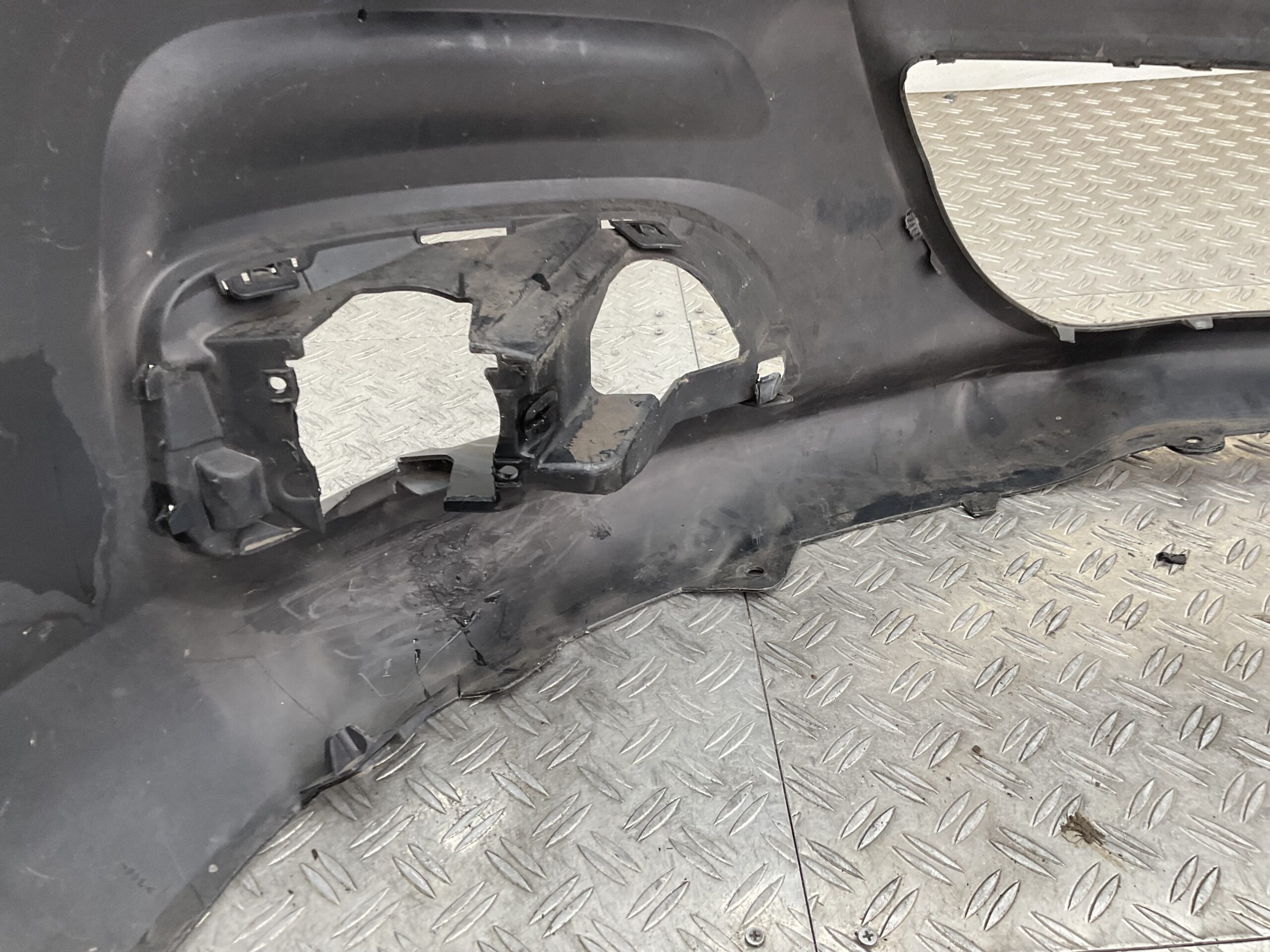 Bumper Citroen C4 II 2 10-17 kls pdc 9676285080A Voorbumper F4-18299z