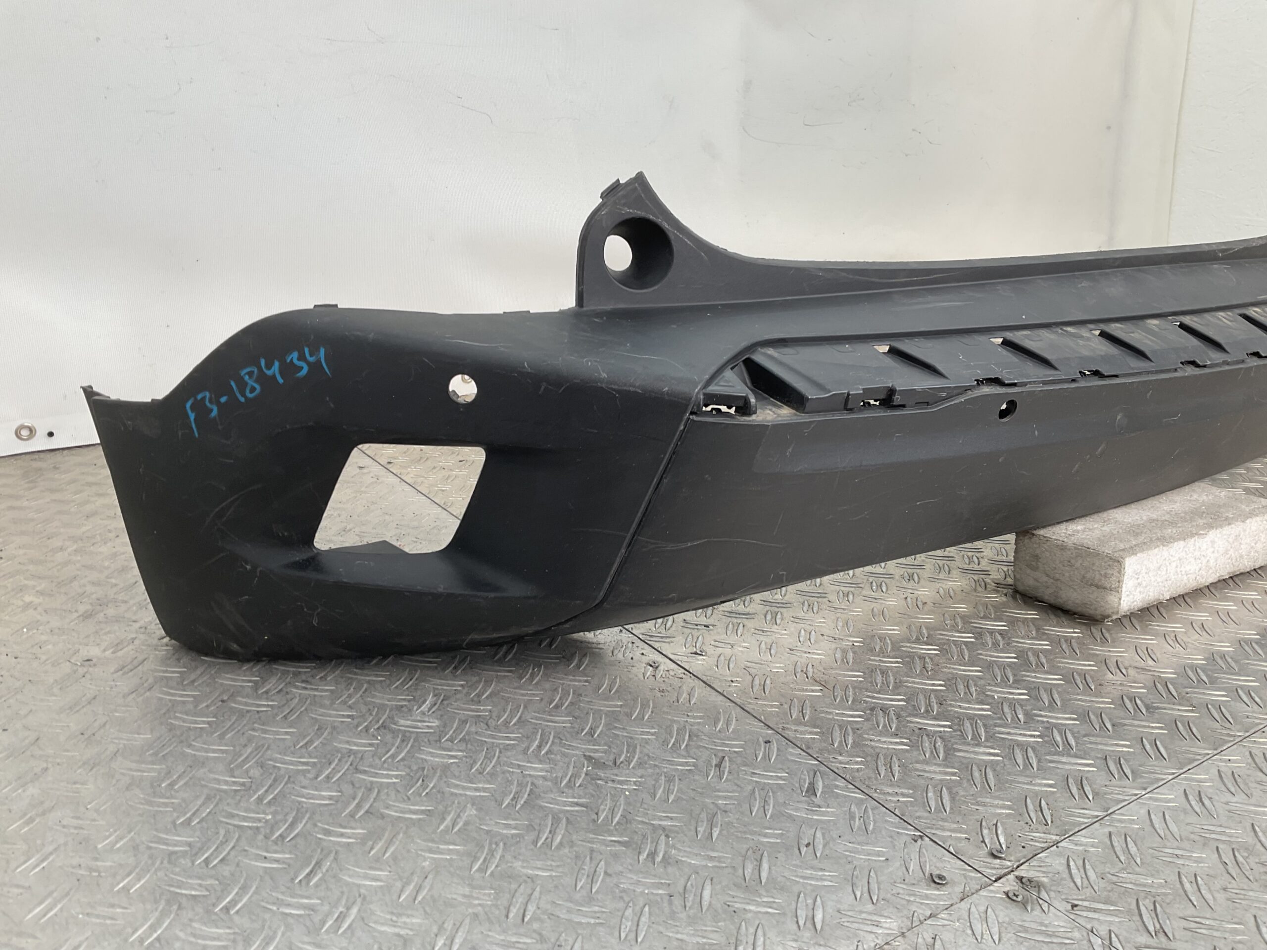 Bumper Peugeot 2008 2019-2023 9825947280 Achterbumper F3-18434