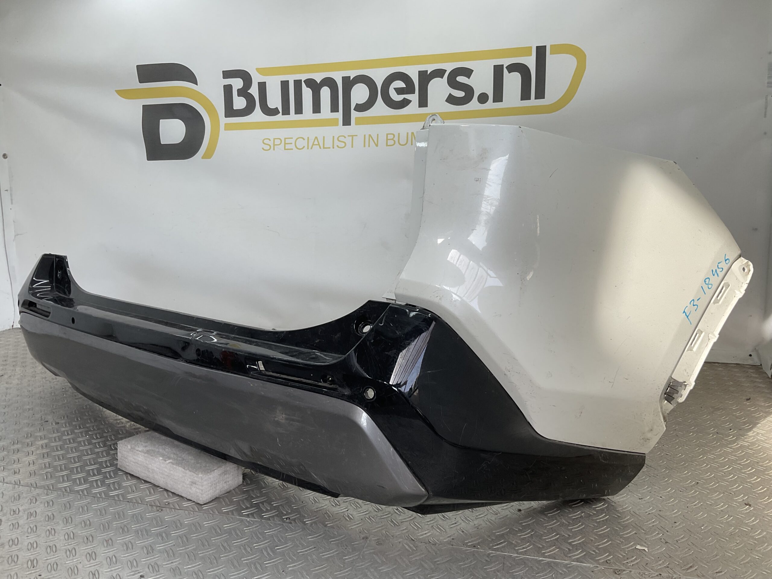 Bumper Toyota RAV4 V 18- 52453-42040 Achterbumper F3-18456