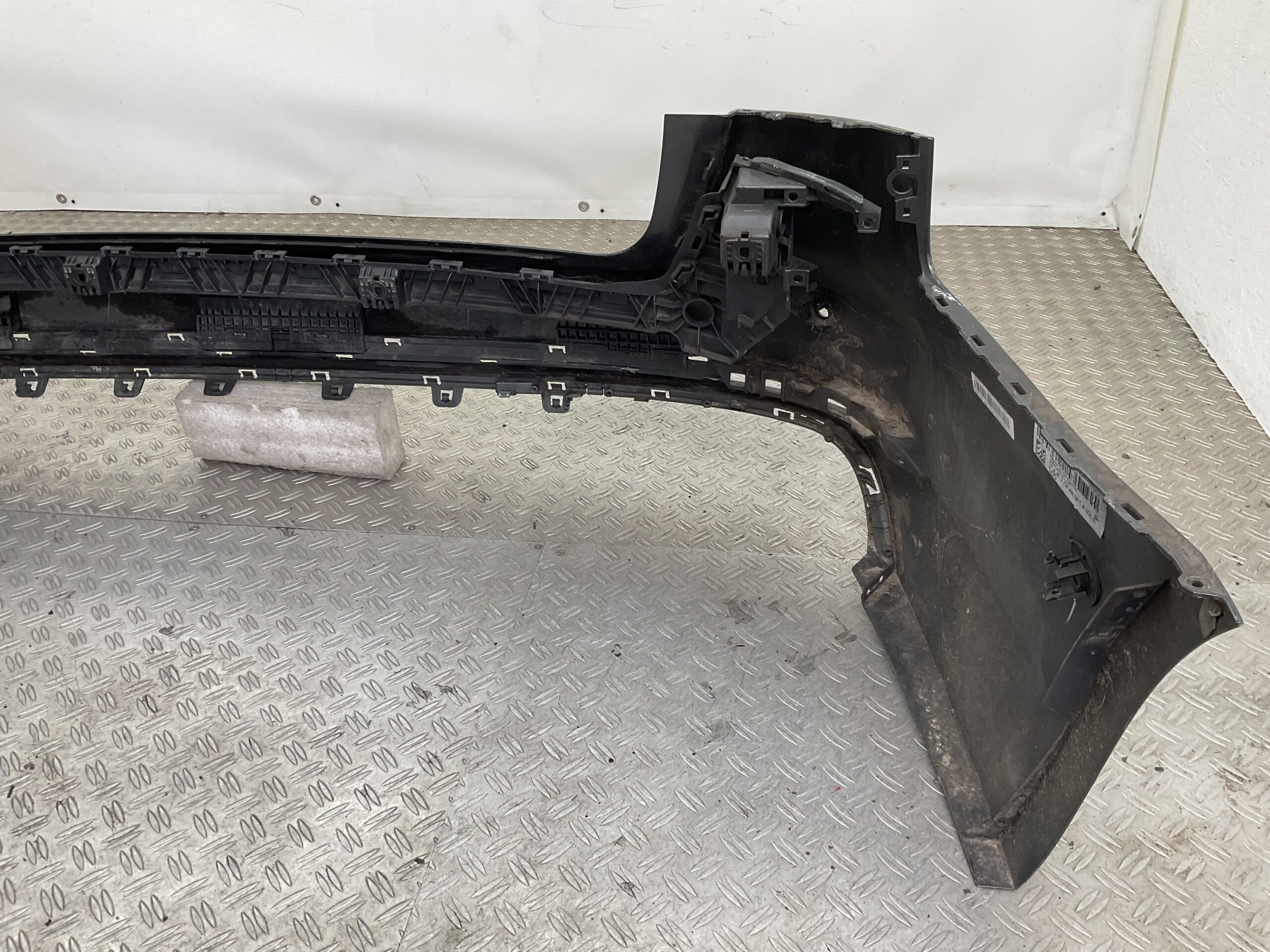 Bumper Audi A4 8W B9 AVANT pdc 16-19 8W9807511M Achterbumper F3-18466