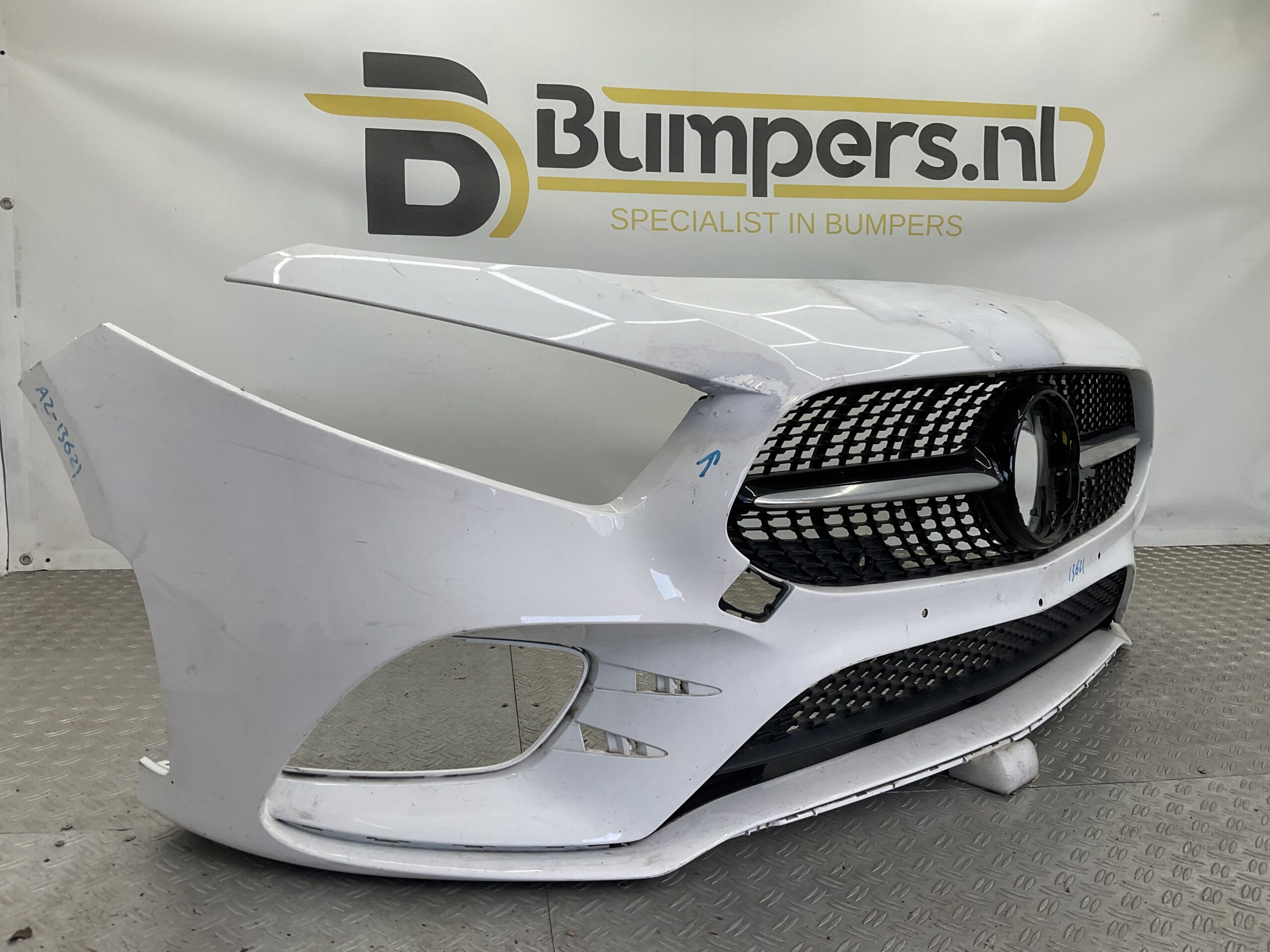 Bumper Mercedes A Klasse W177 AMG geen pdc 19-23 A1778856100 Voorbumper A2-13621
