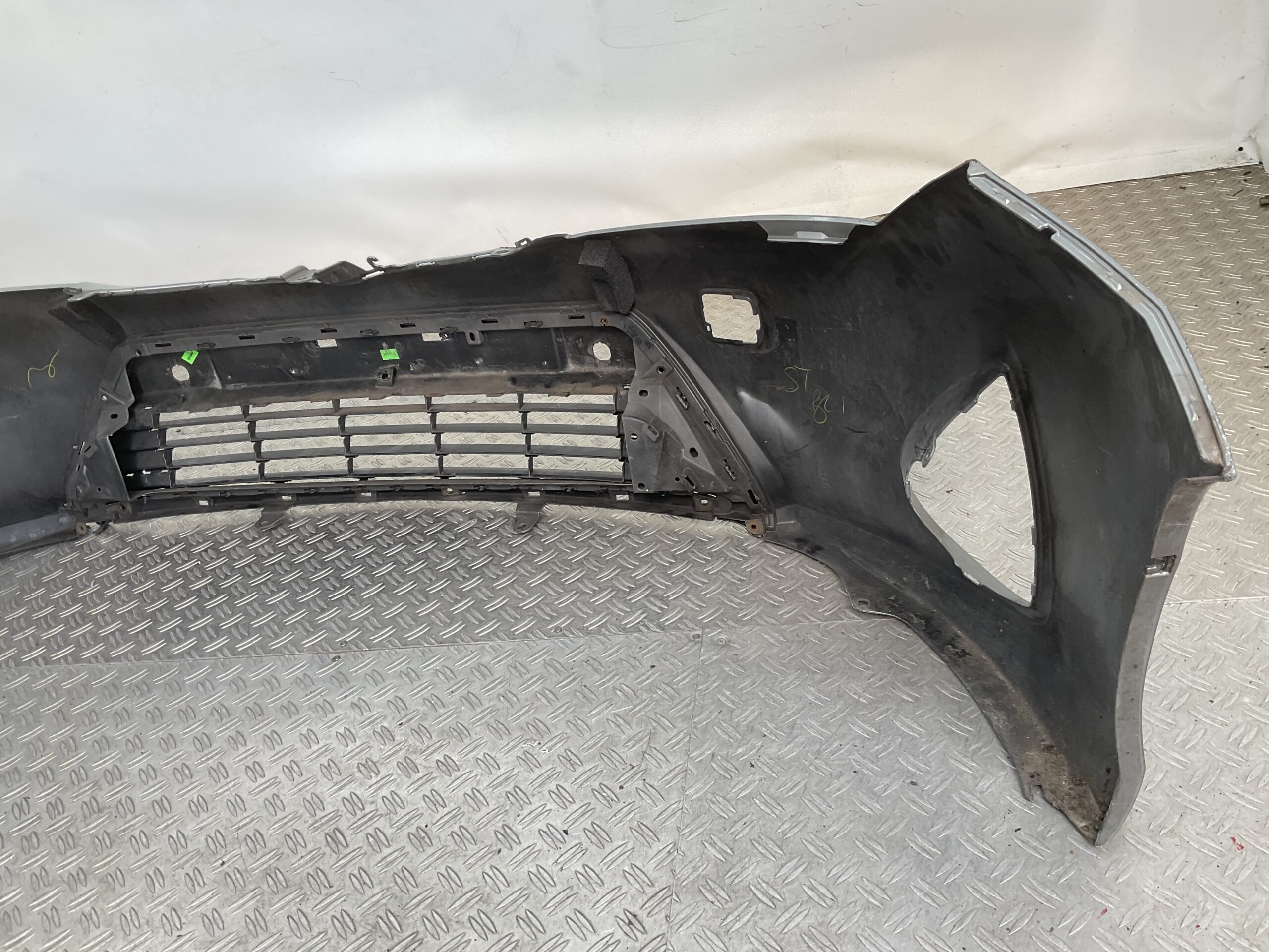 Bumper Toyota Auris 12-15 6xpdc 52119-02A20 Voorbumper D9-18483