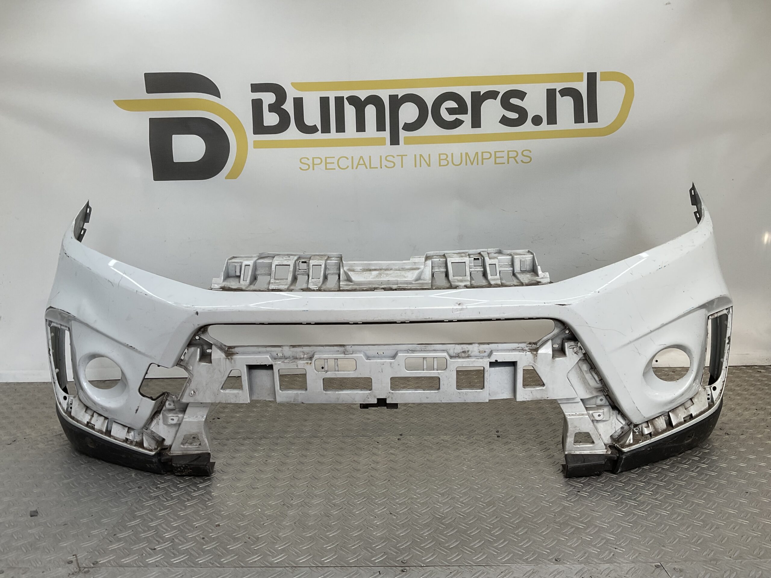 Bumper Suzuki Vitara Facelift 18- 71711-86R Voorbumper E5-18486