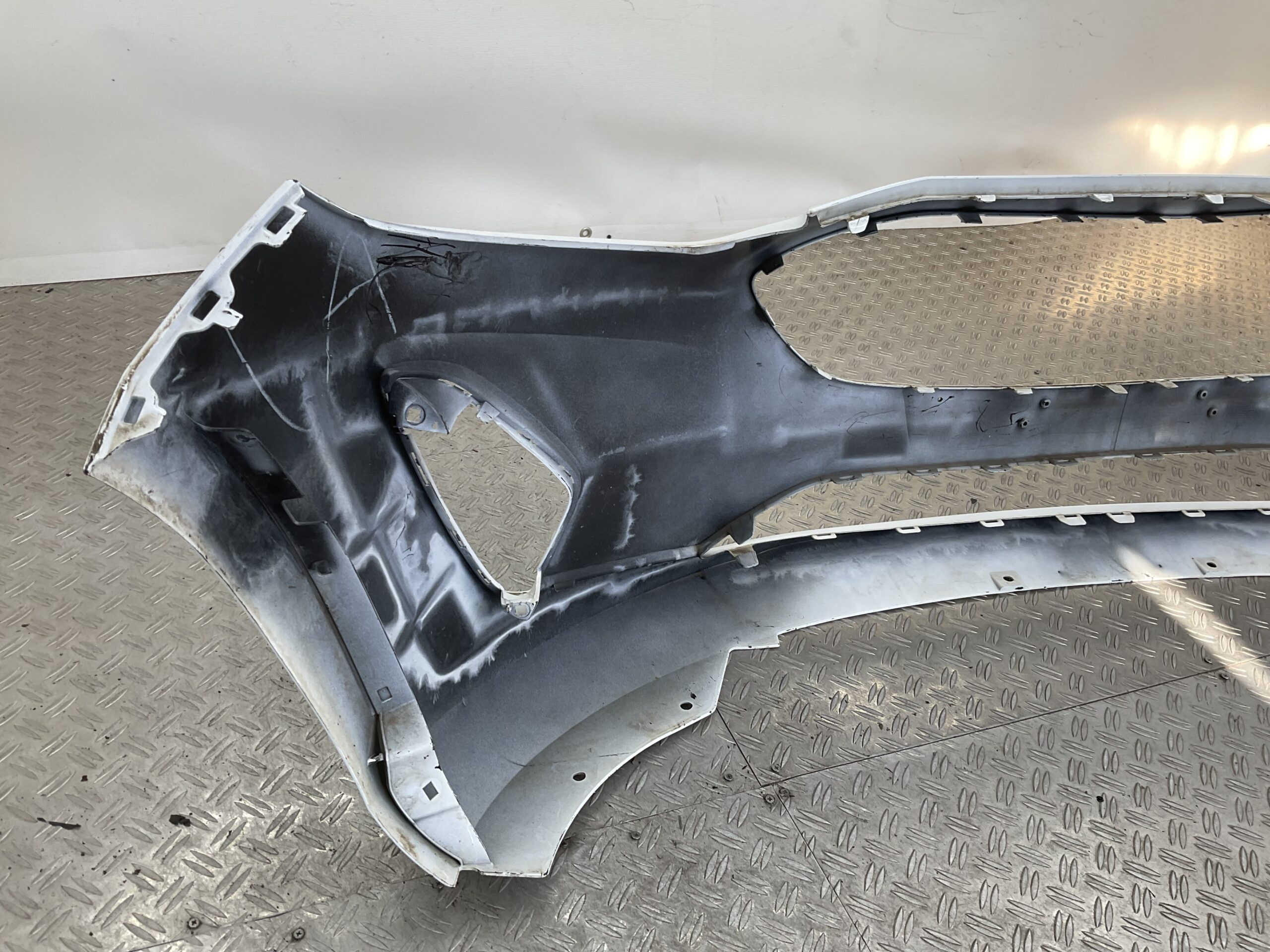 Bumper Ford Fiesta MK8 17-21 H1BB-17757-A Voorbumper D3-18498