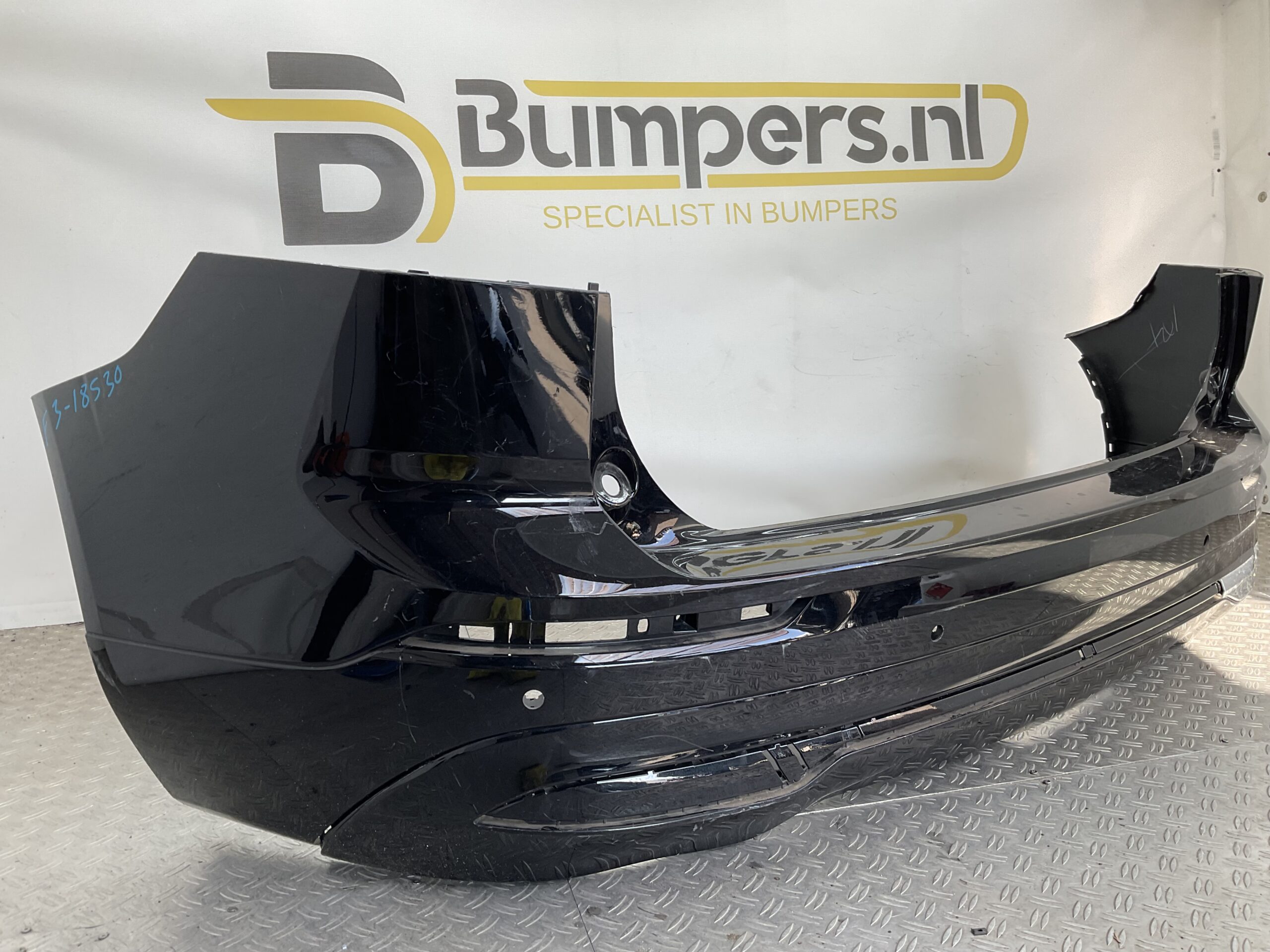 Bumper Volvo XC60 XC-60 17-20 pdc 31689246 Achterbumper F3-18530