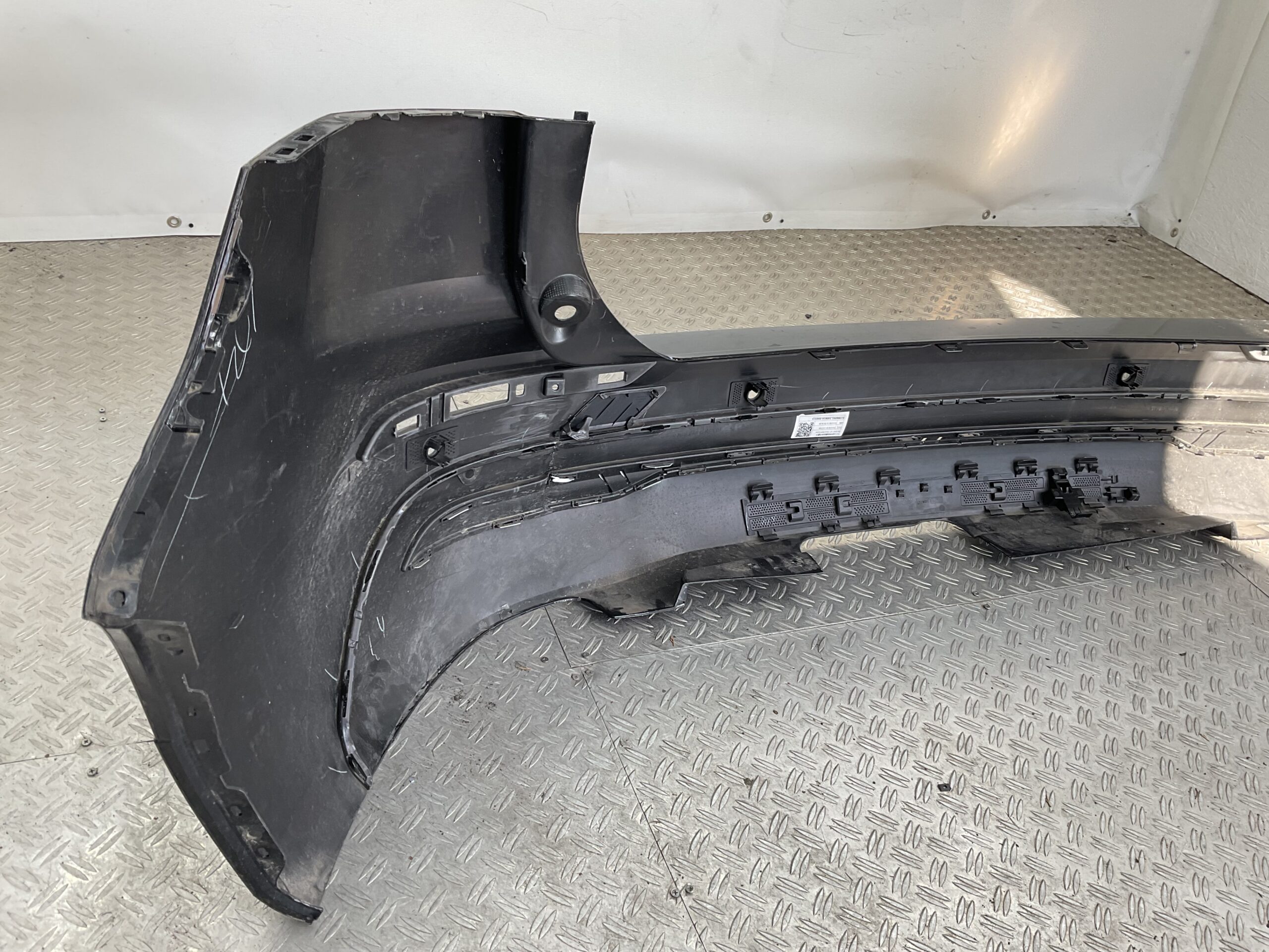 Bumper Volvo XC60 XC-60 17-20 pdc 31689246 Achterbumper F3-18530