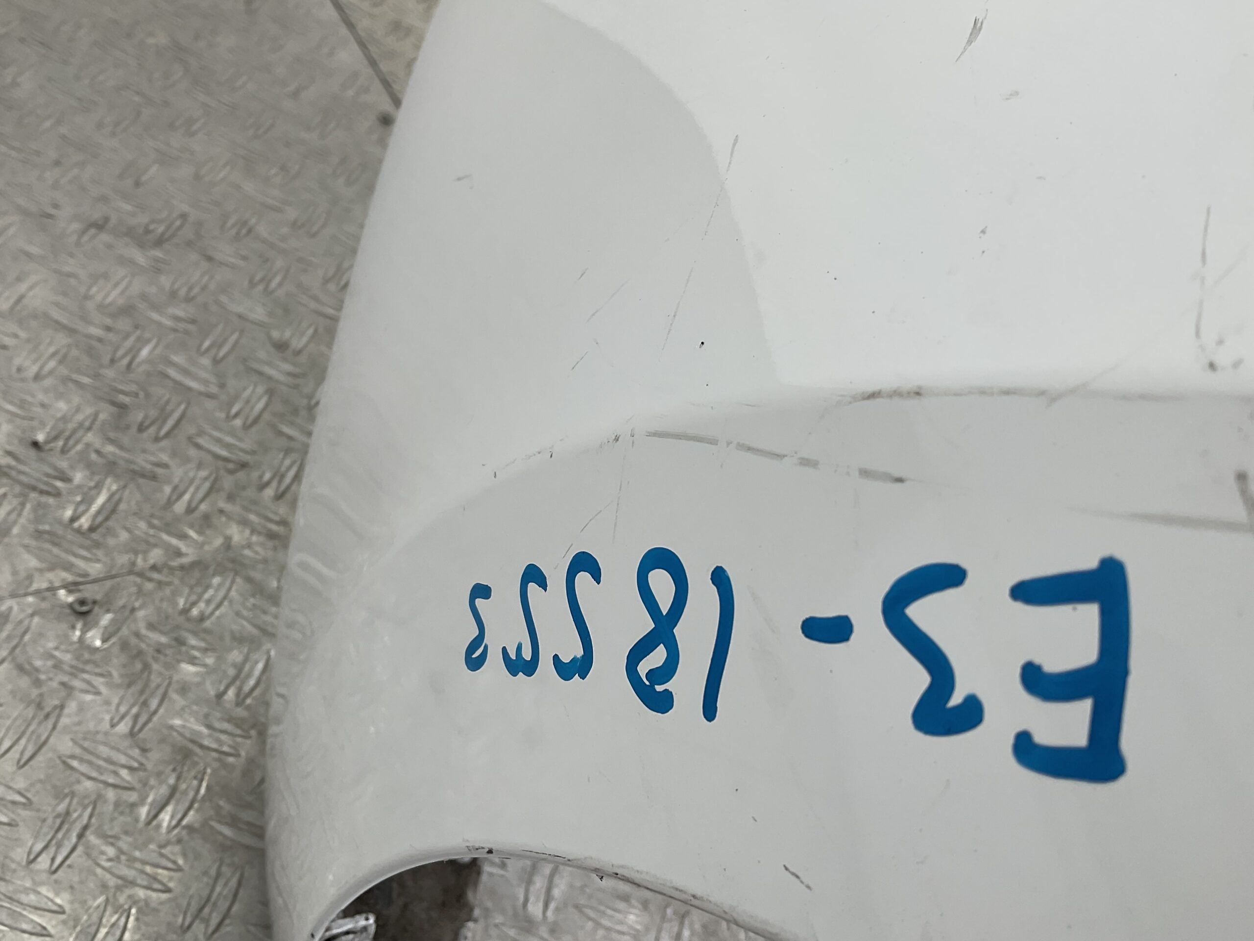 Bumper Hyundai i20 2015 86511C8000 Voorbumper E3-18553