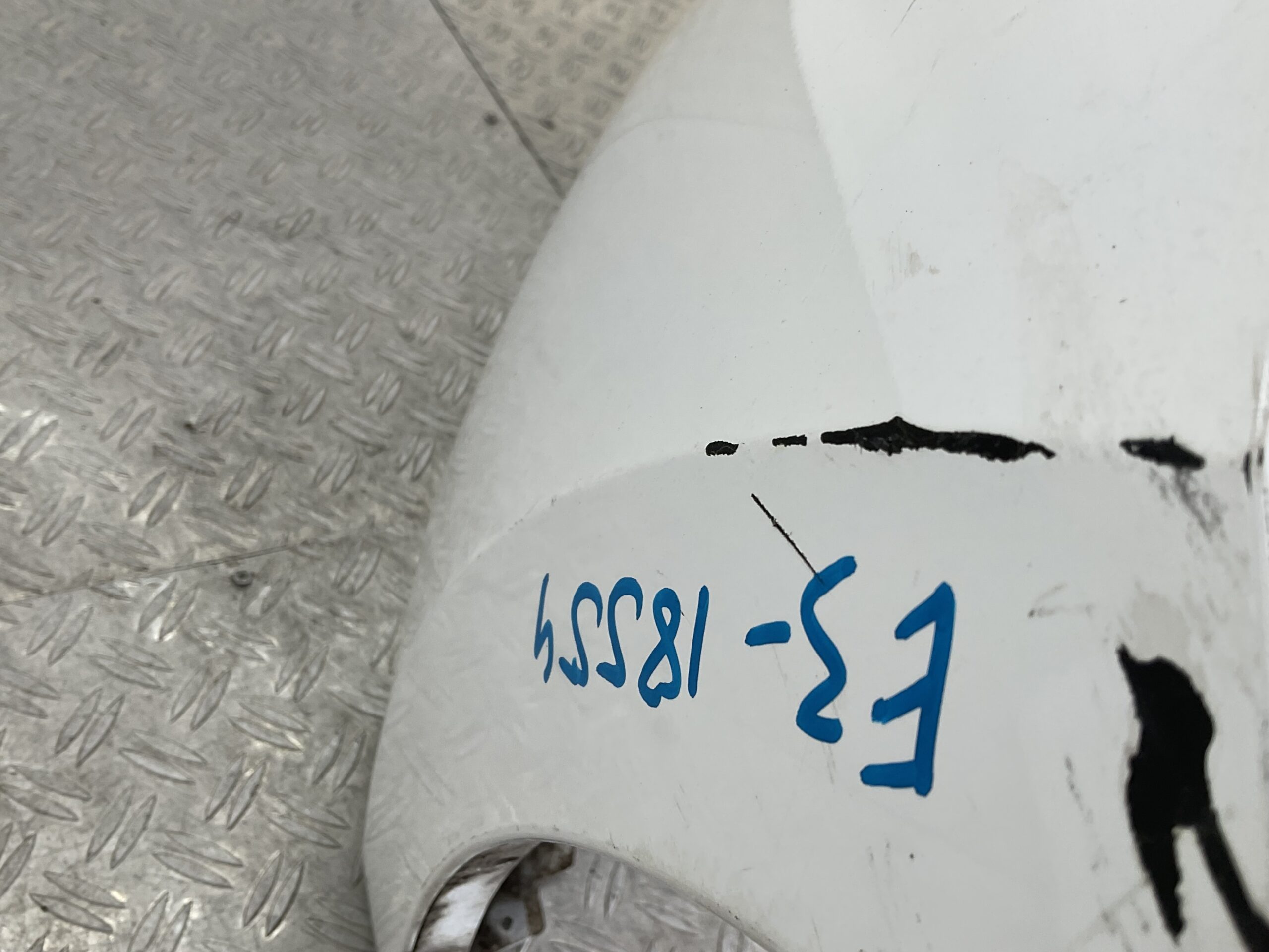 Bumper Hyundai i20 2015 86511C8000 Voorbumper E3-18554