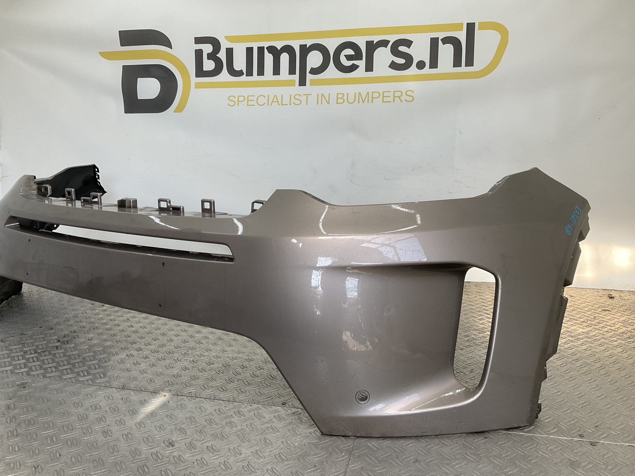 Bumper Land Rover Discovery L550 Sport 19-23 LK72-17A793-A Voorbumper B9-18563