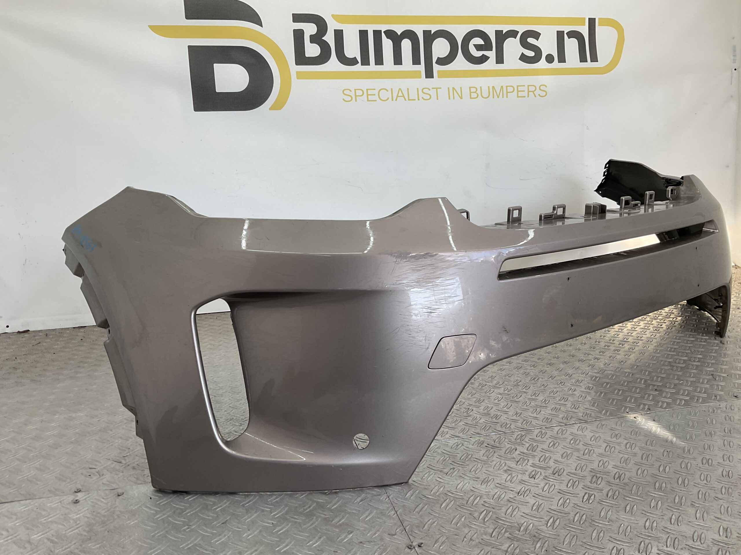 Bumper Land Rover Discovery L550 Sport 19-23 LK72-17A793-A Voorbumper B9-18563