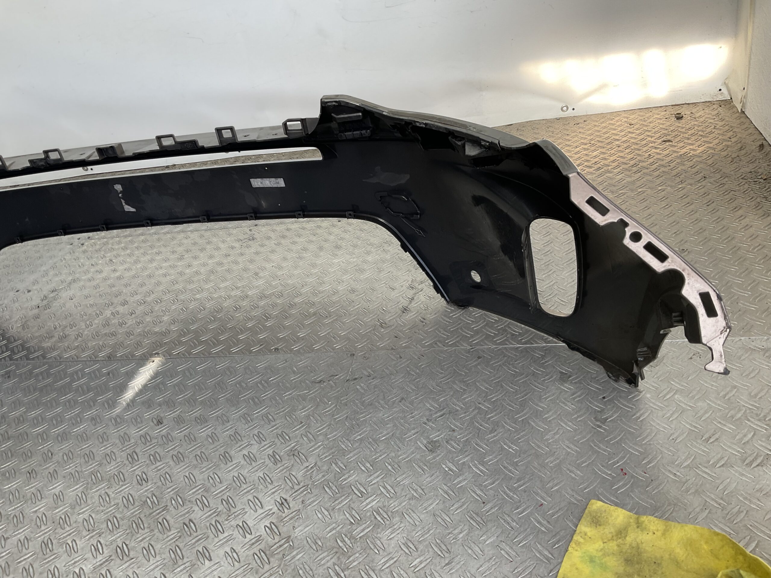 Bumper Land Rover Discovery L550 Sport 19-23 LK72-17A793-A Voorbumper B9-18563