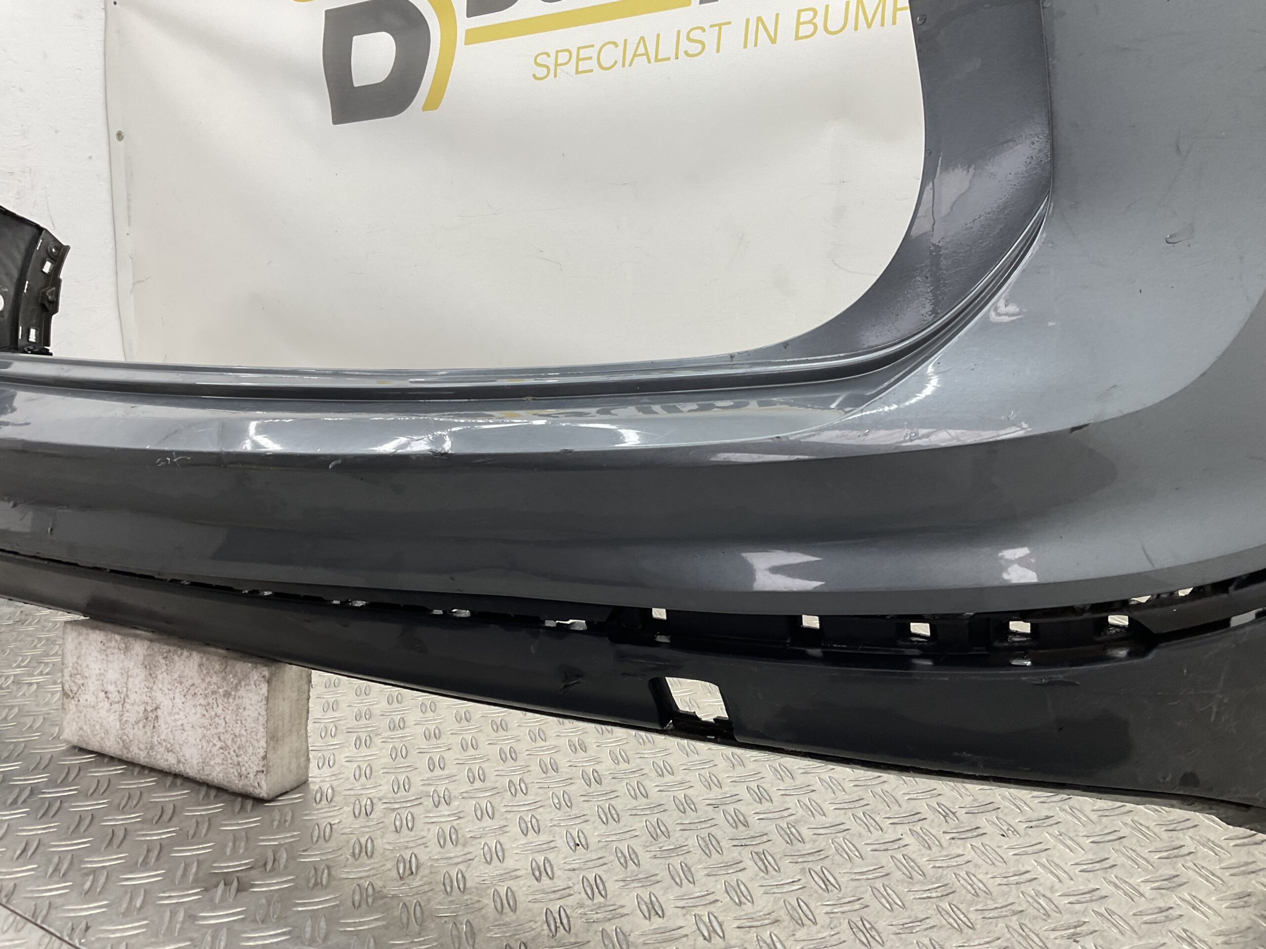 Bumper Volkswagen VW Tiguan 5NA 4xpdc 16-24 5NN807421 Achterbumper F2-18650