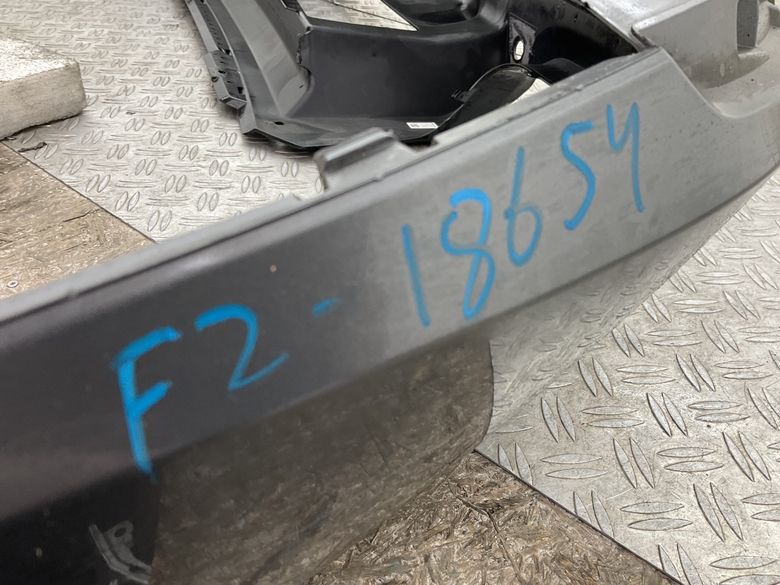 Bumper Seat Cupra Formentor 5FF 20- 5FF807568C Achterbumper F2-18654