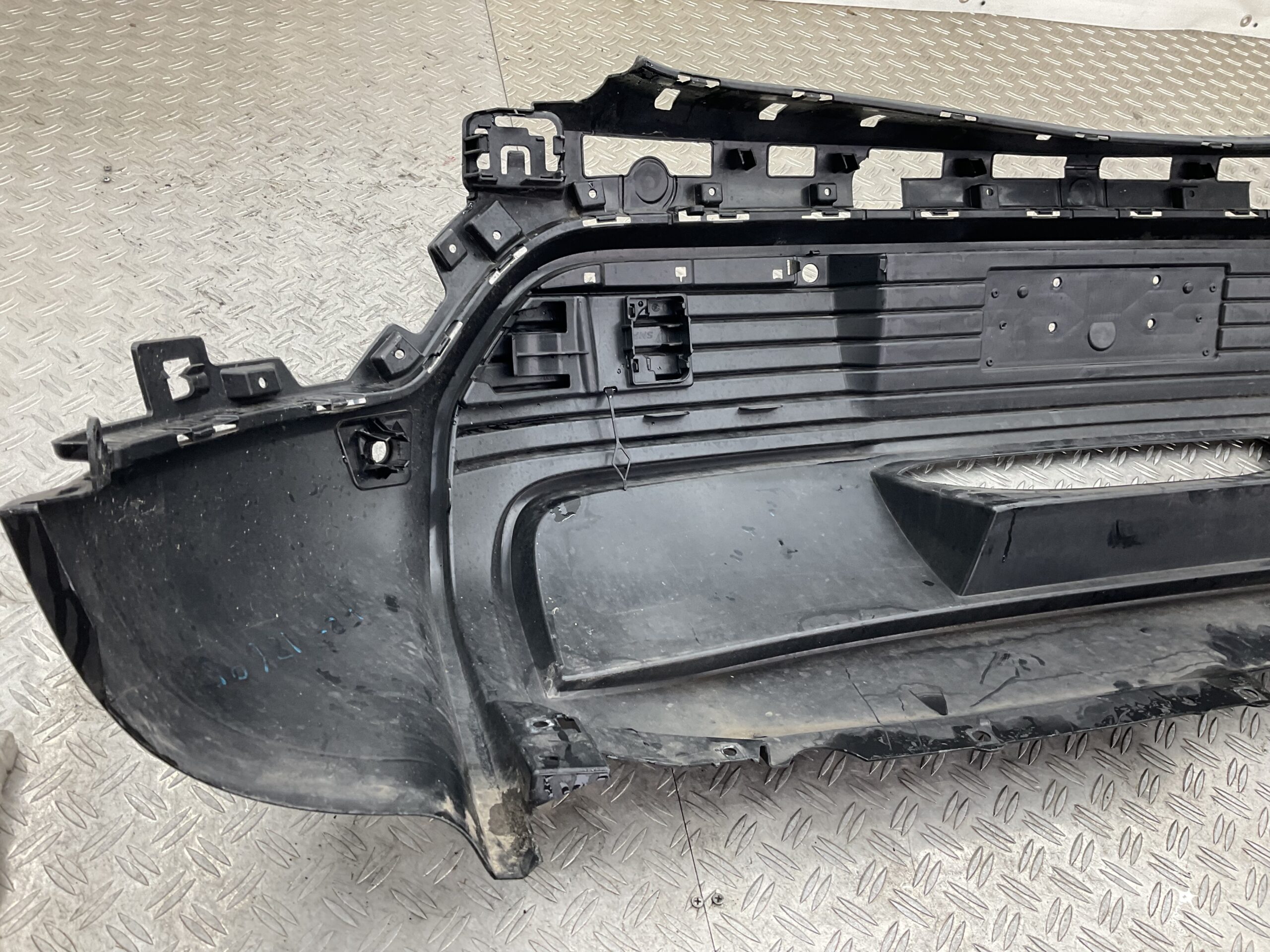 Bumper Porsche Macan II 95C 24- 95C807521 FFF Achterbumper F2-18695