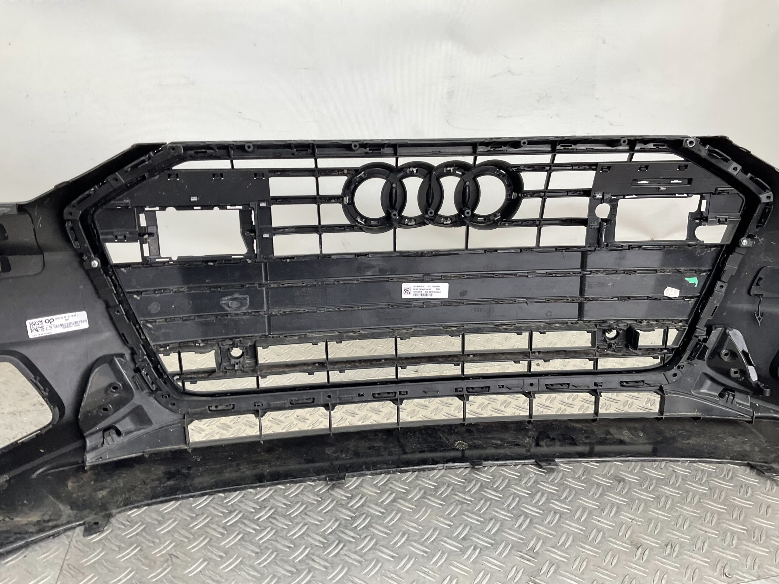 Bumper Audi A6 C8 4K kls 4K0807437 Voorbumper H5-18704