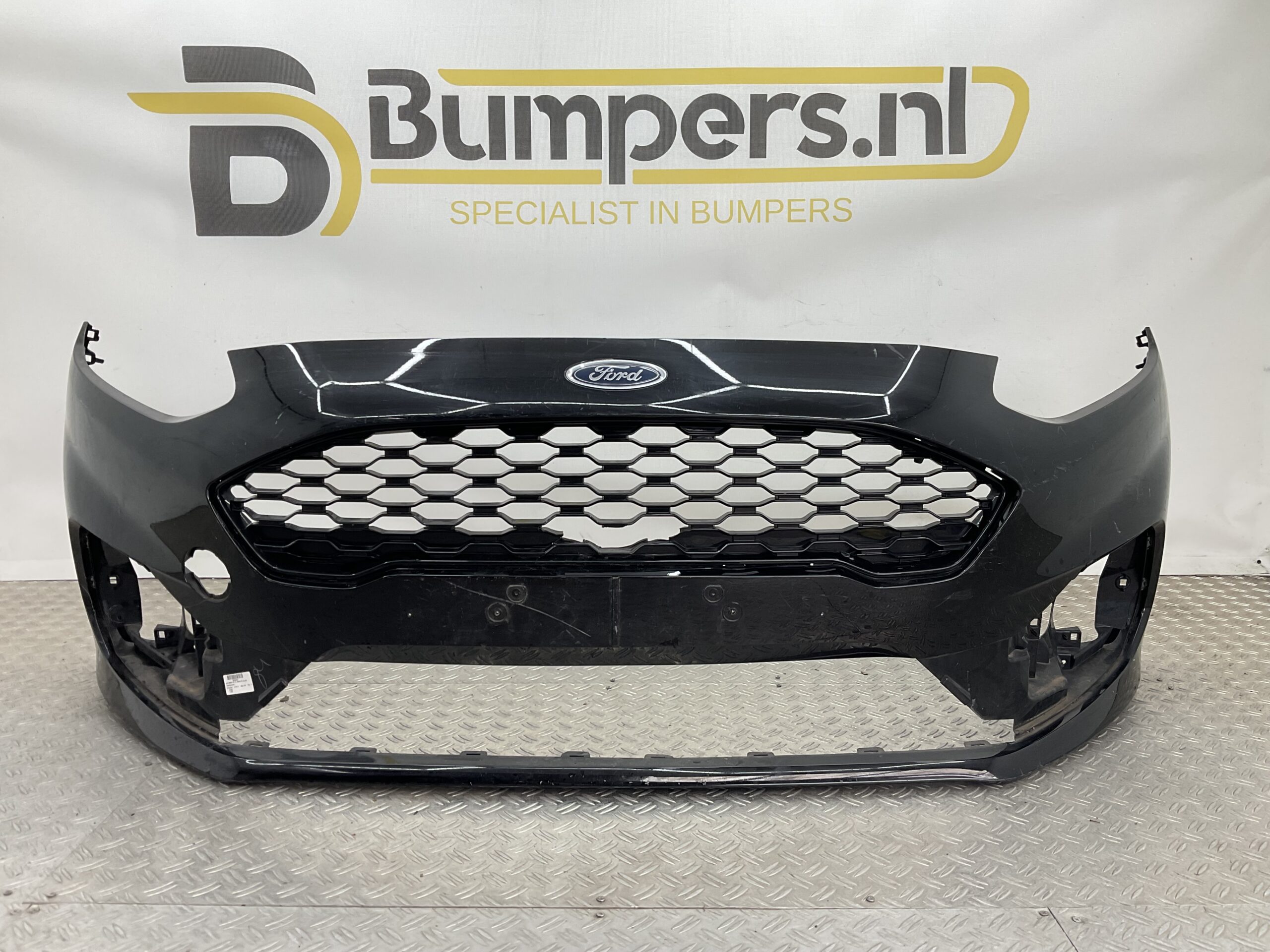 Bumper Ford Fiesta MK8 STLINE ST-LINE 17-21 H1BB-17757-E1 Voorbumper D4-18802