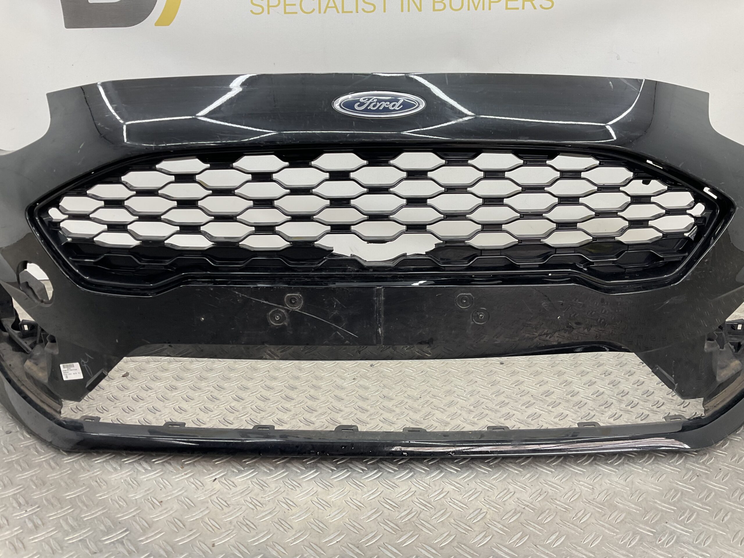 Bumper Ford Fiesta MK8 STLINE ST-LINE 17-21 H1BB-17757-E1 Voorbumper D4-18802
