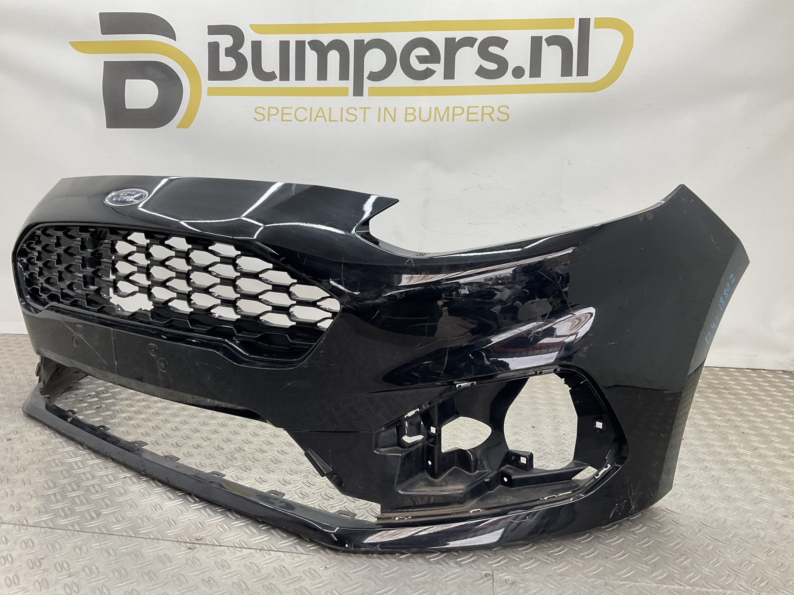 Bumper Ford Fiesta MK8 STLINE ST-LINE 17-21 H1BB-17757-E1 Voorbumper D4-18802