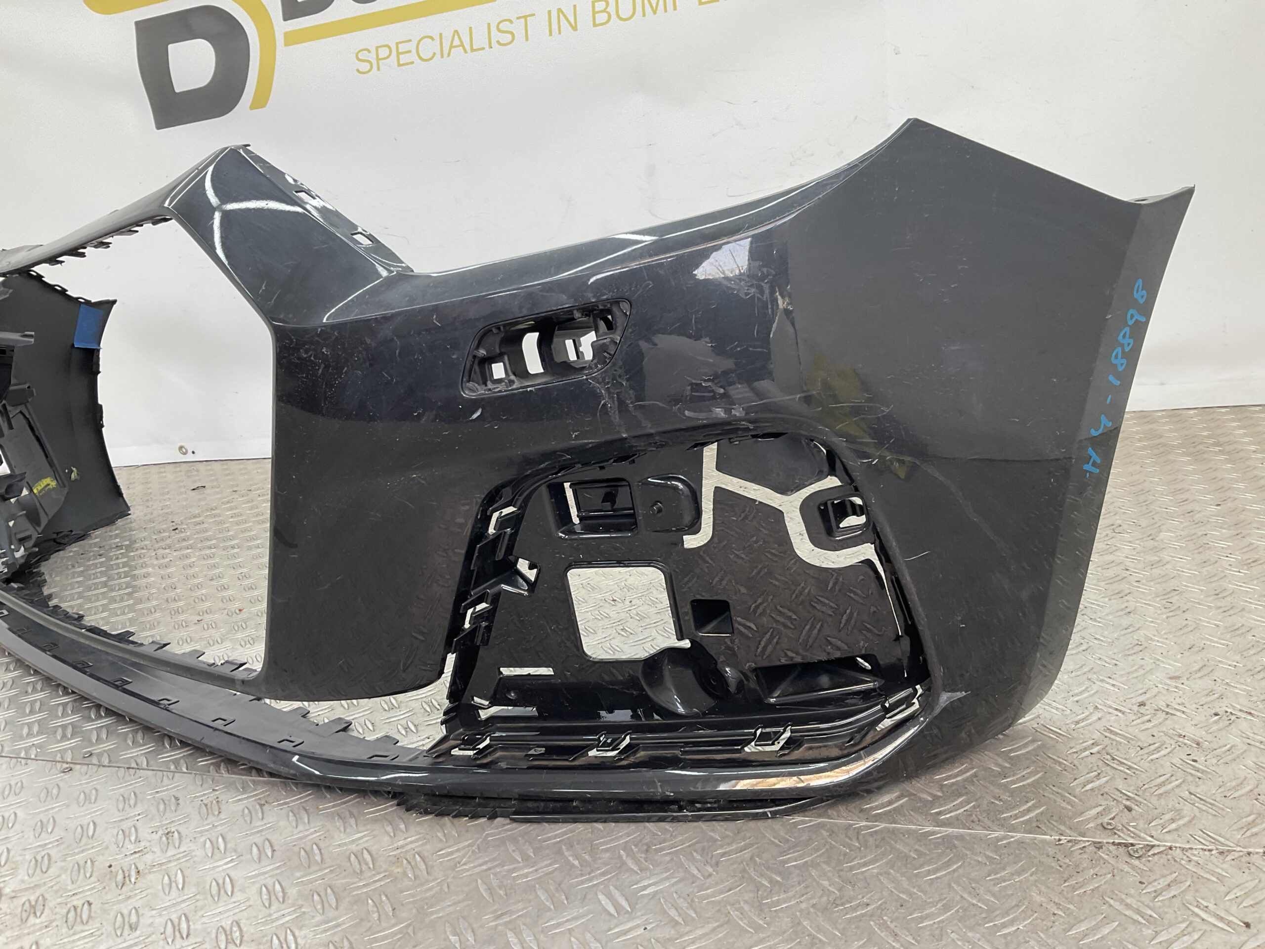 Bumper Audi A1 82A 19-23 kls 82A807437A Voorbumper H4-18898