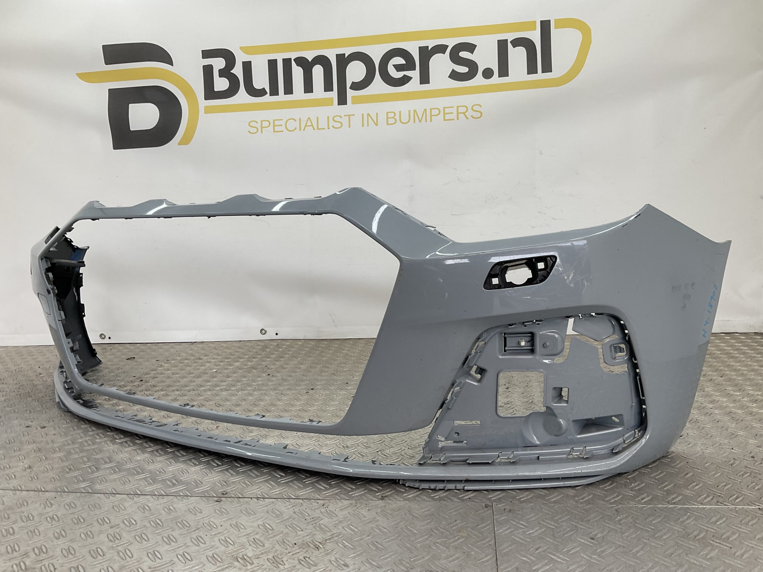 Bumper Audi A1 82A 19-23 kls 82A807437A Voorbumper H4-18902