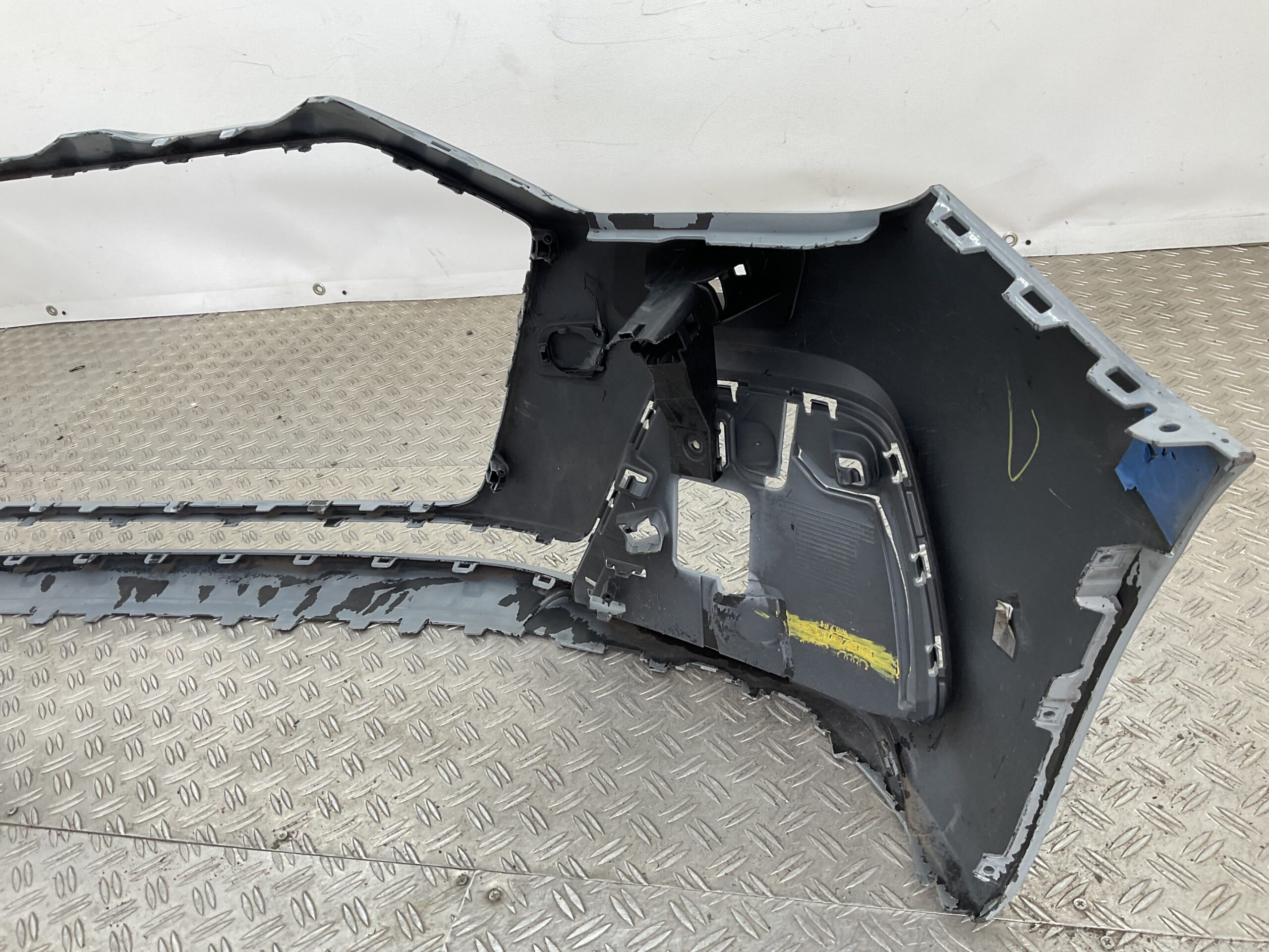 Bumper Audi A1 82A 19-23 kls 82A807437A Voorbumper H4-18902
