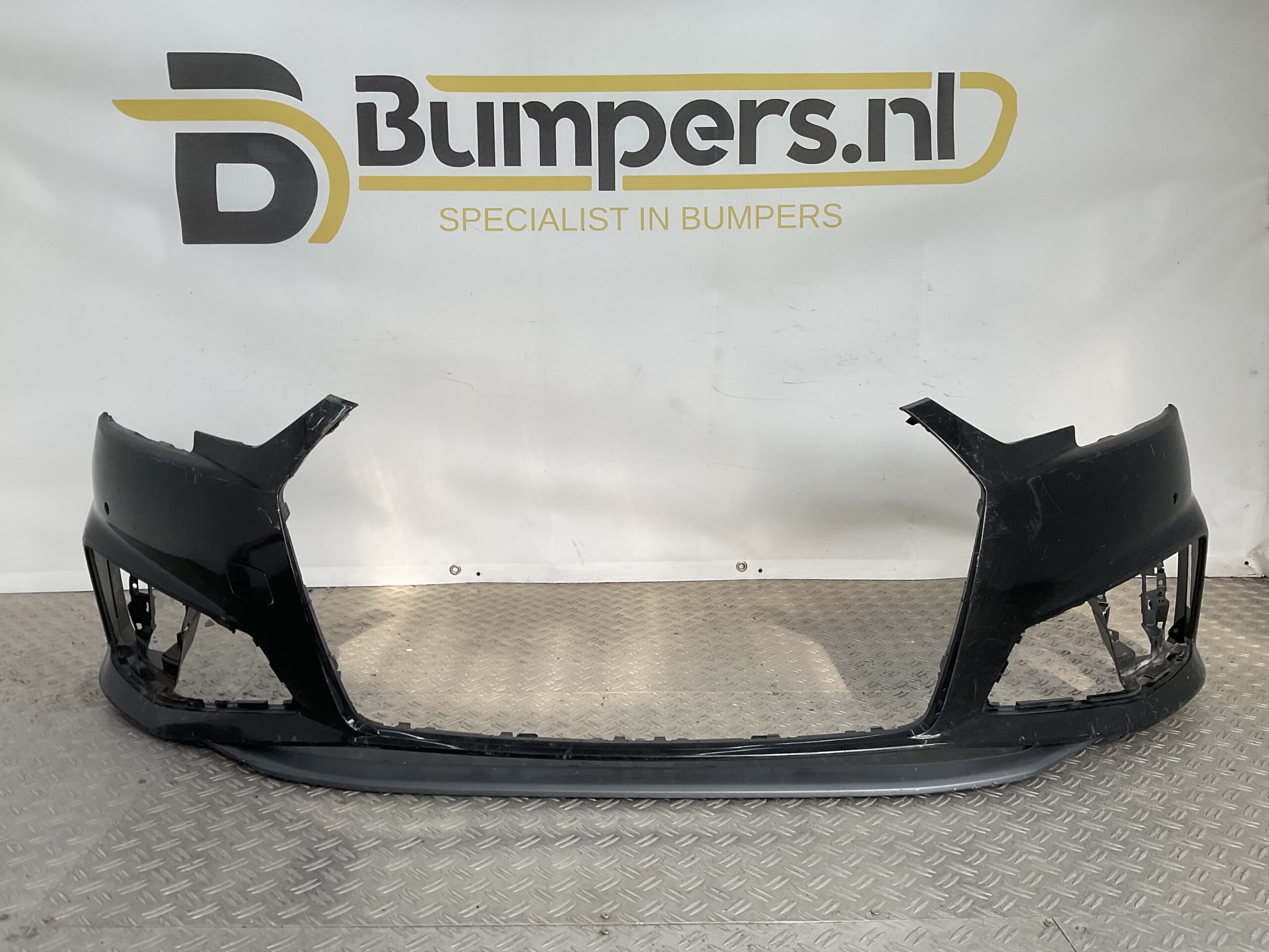 Bumper Audi A4 BW0 B9 SLINE S-LINE14-17 8W0807437 Voorbumper H10-18929