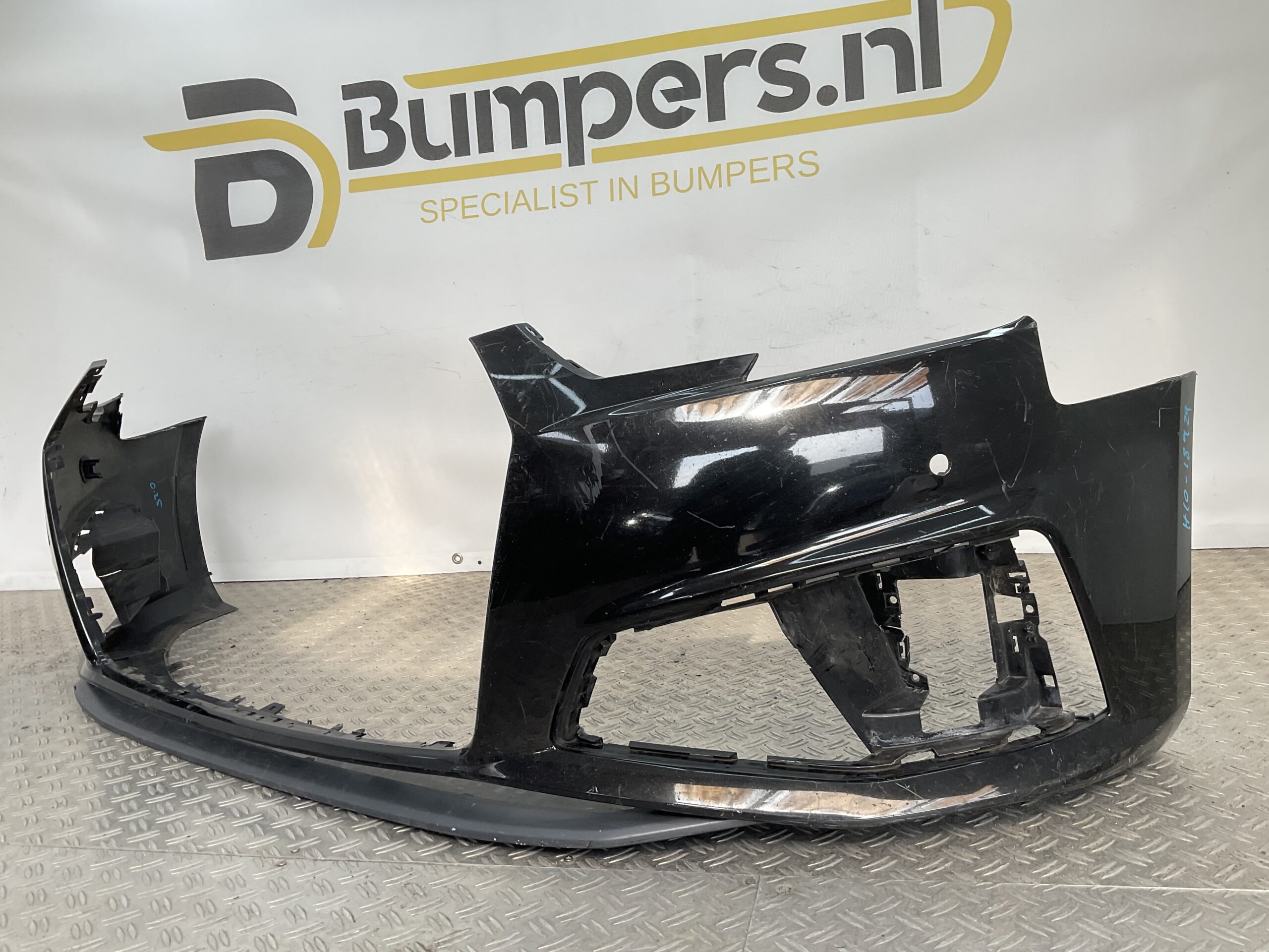 Bumper Audi A4 BW0 B9 SLINE S-LINE14-17 8W0807437 Voorbumper H10-18929