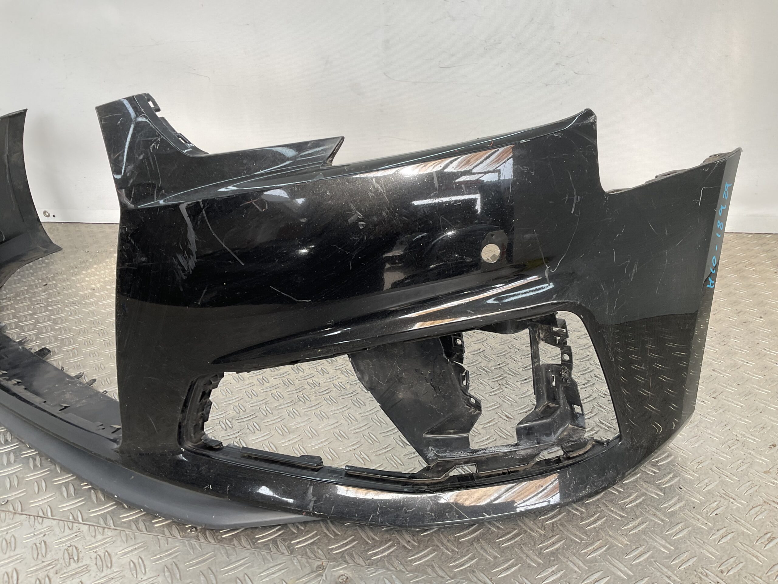 Bumper Audi A4 BW0 B9 SLINE S-LINE14-17 8W0807437 Voorbumper H10-18929
