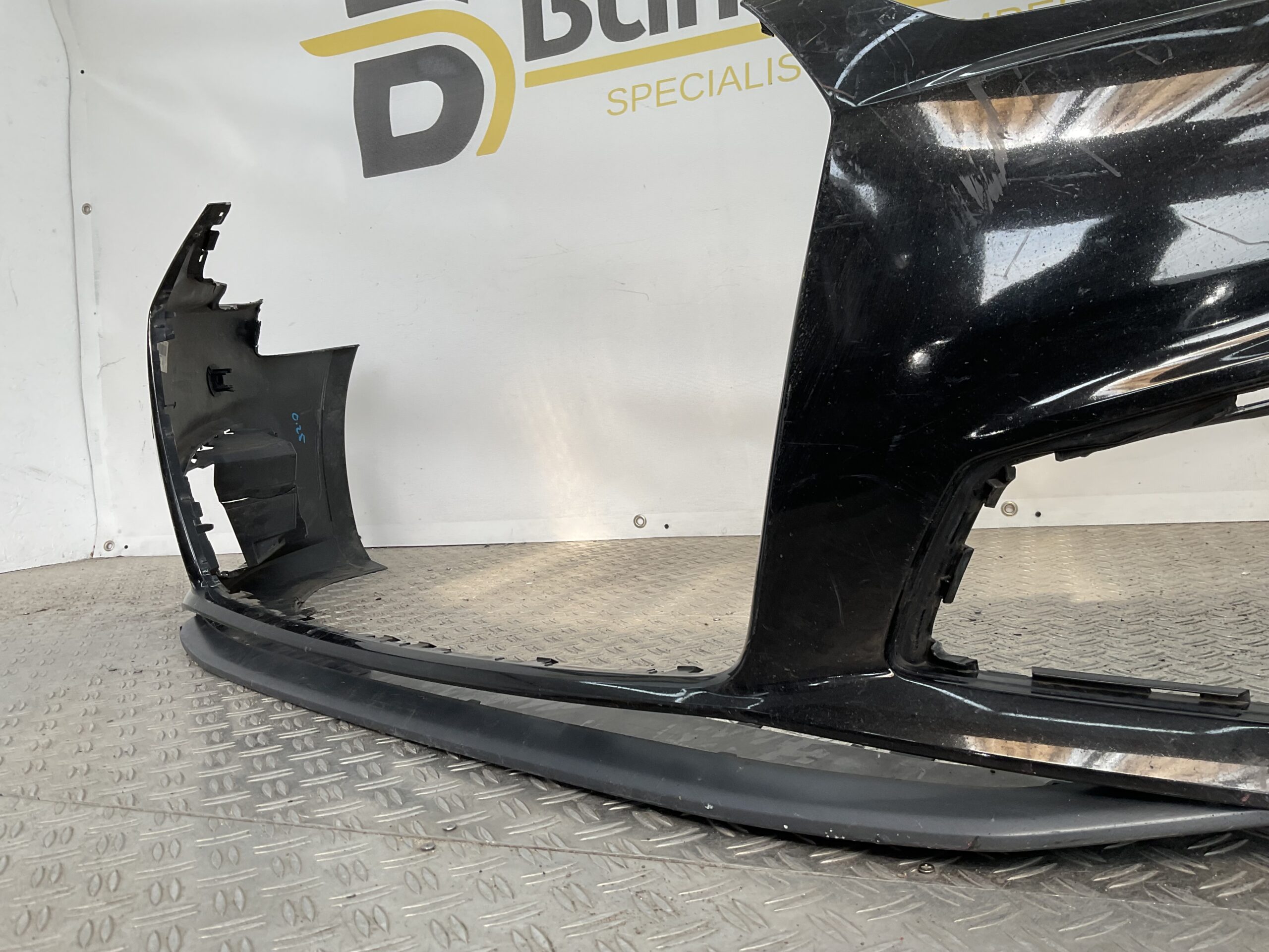 Bumper Audi A4 BW0 B9 SLINE S-LINE14-17 8W0807437 Voorbumper H10-18929