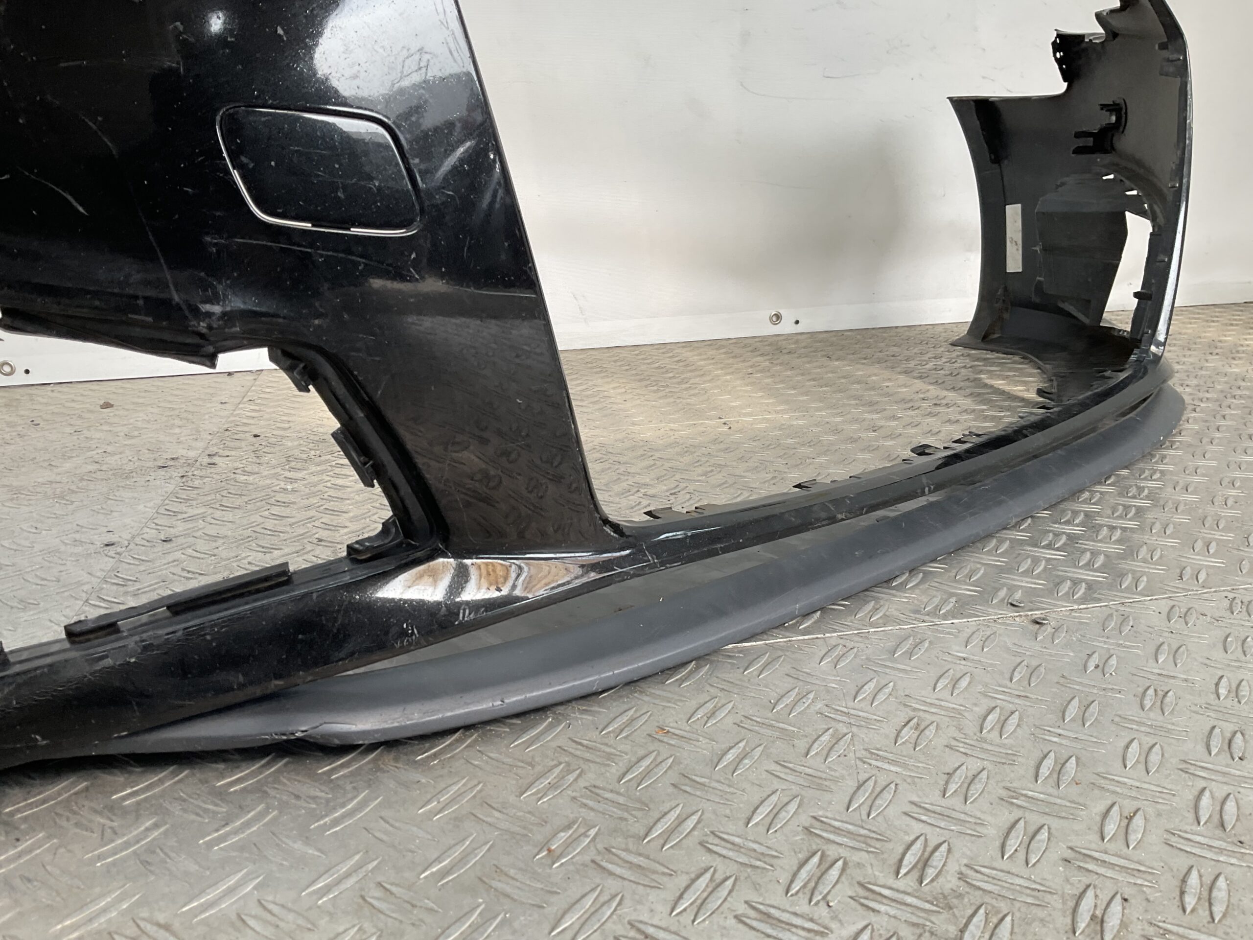 Bumper Audi A4 BW0 B9 SLINE S-LINE14-17 8W0807437 Voorbumper H10-18929