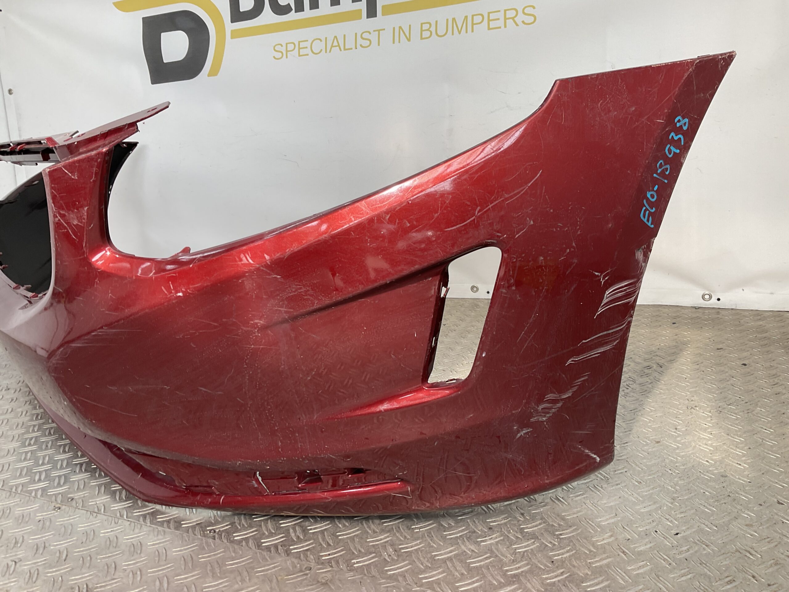 Bumper Volvo XC60 2014 31323765 Voorbumper E10-18938B