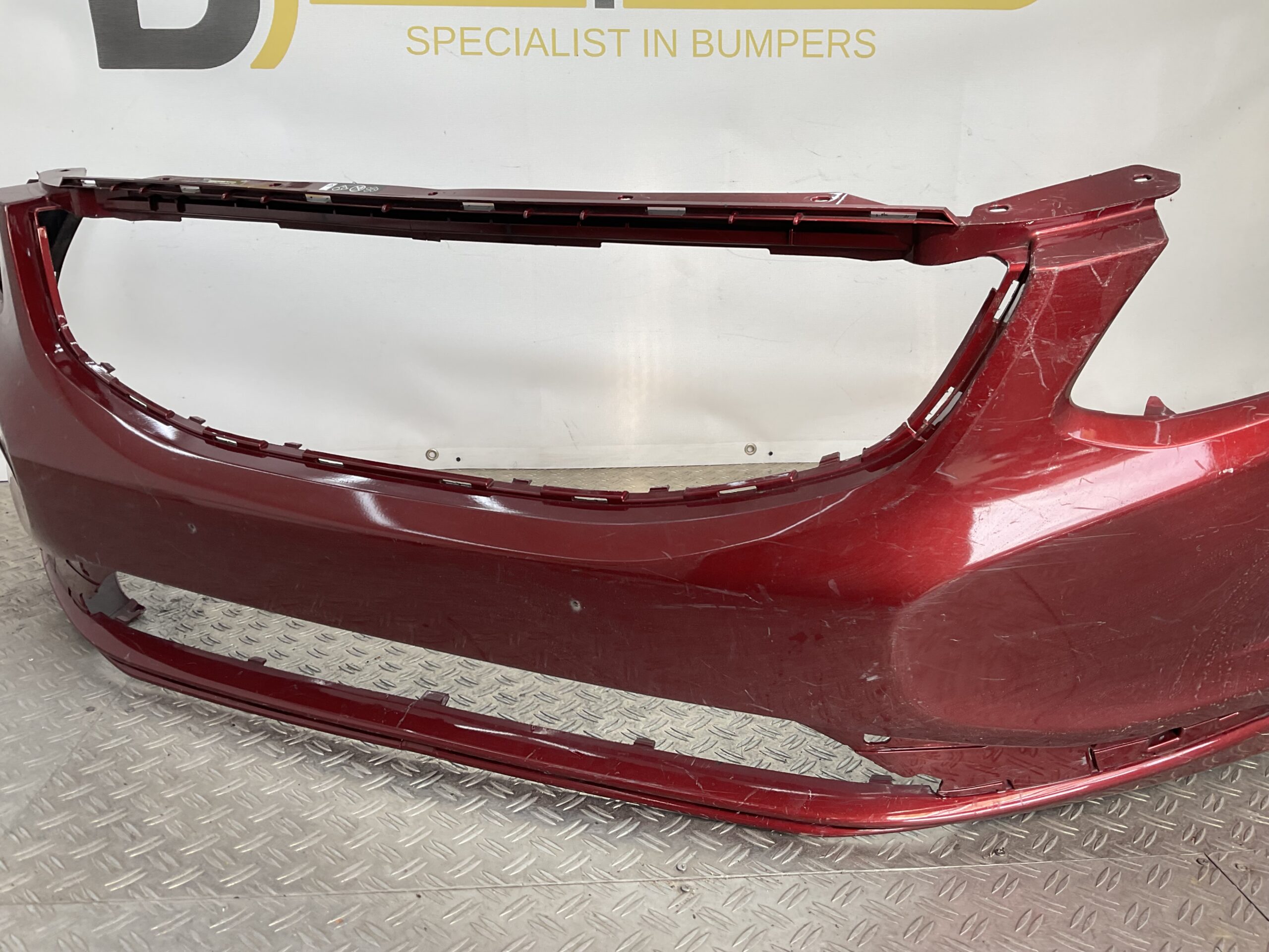 Bumper Volvo XC60 2014 31323765 Voorbumper E10-18938B