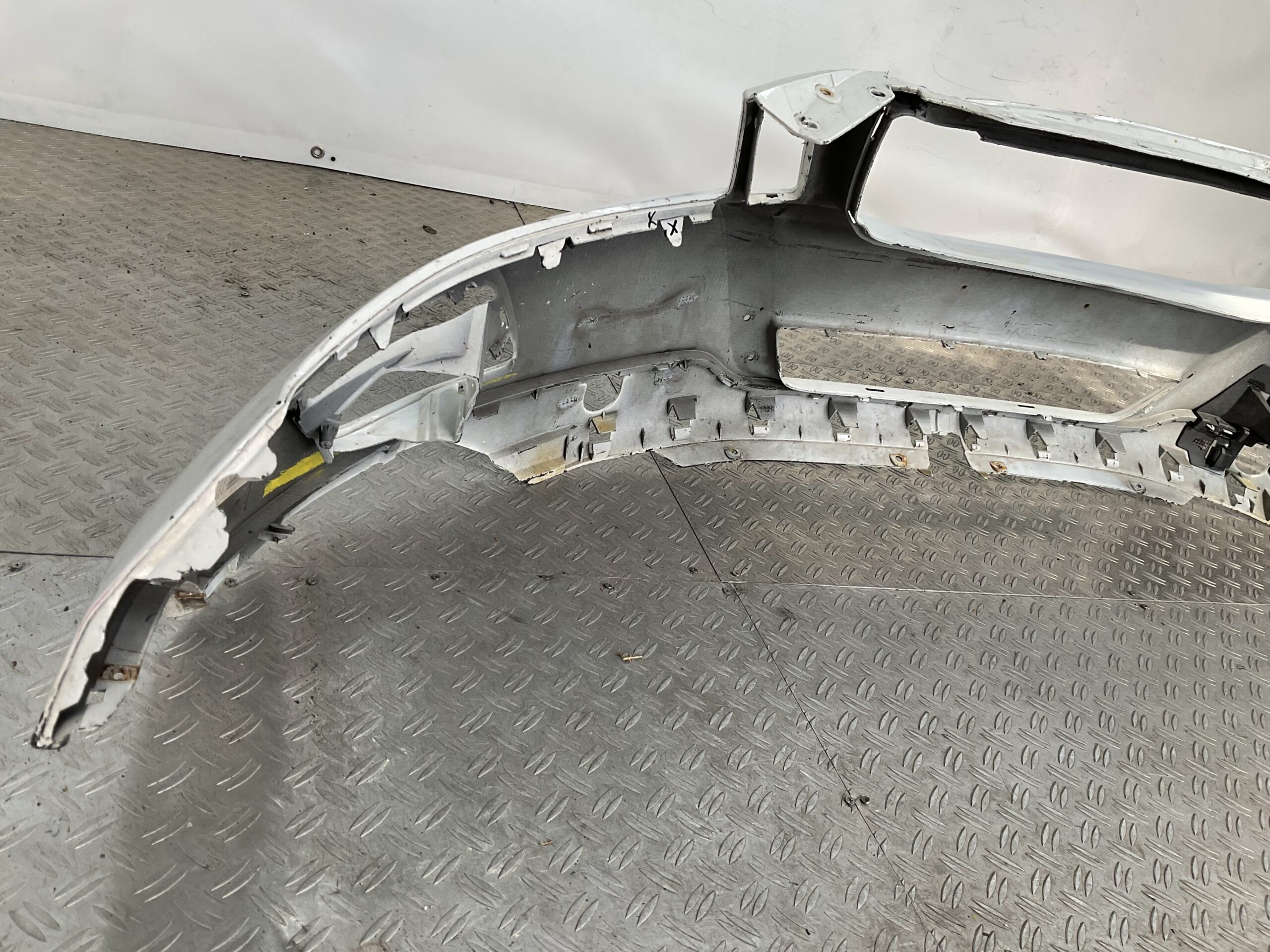 Bumper Volvo XC60 2015- 30763408 Voorbumper E10-18939