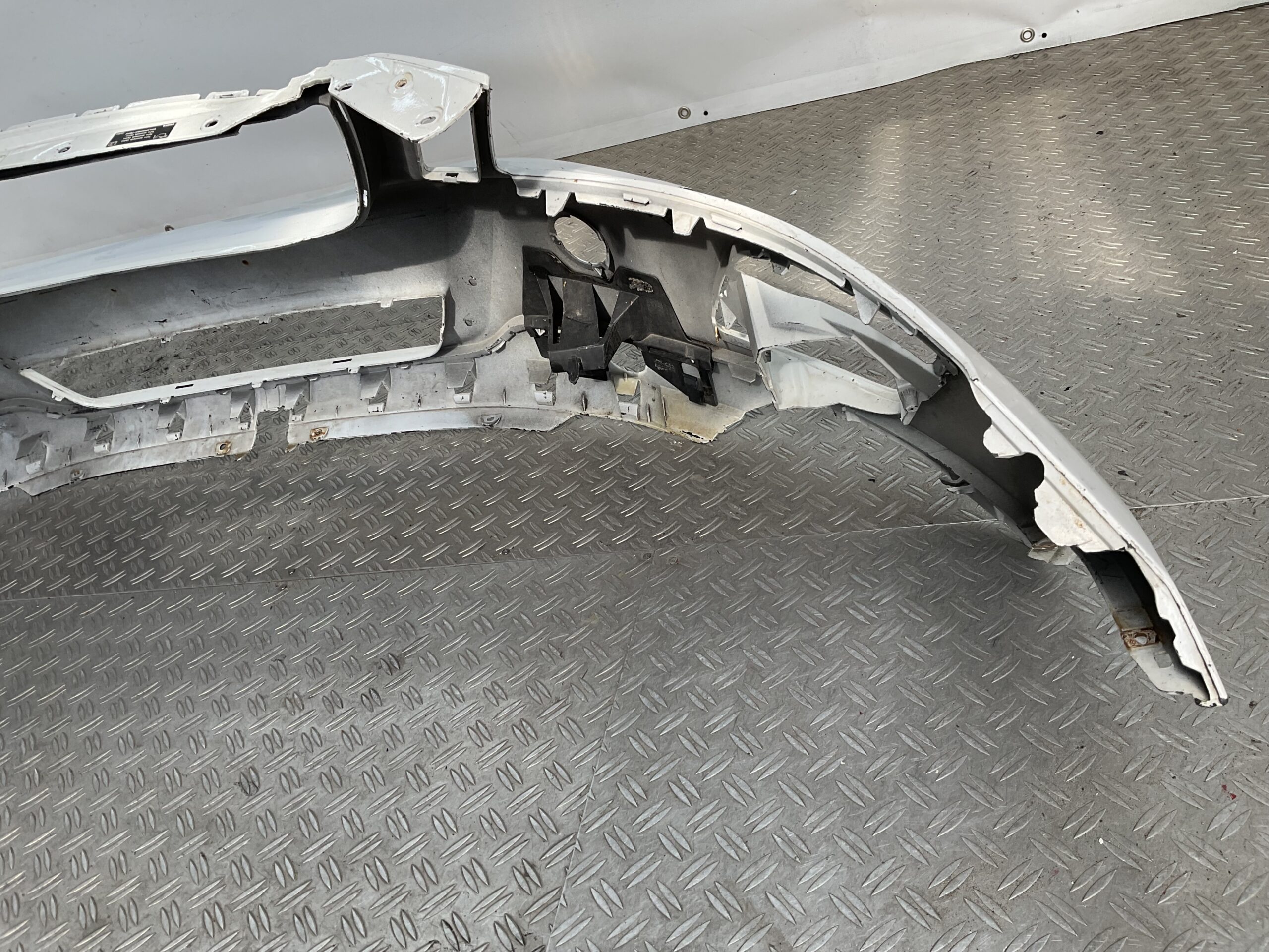 Bumper Volvo XC60 2015- 30763408 Voorbumper E10-18939