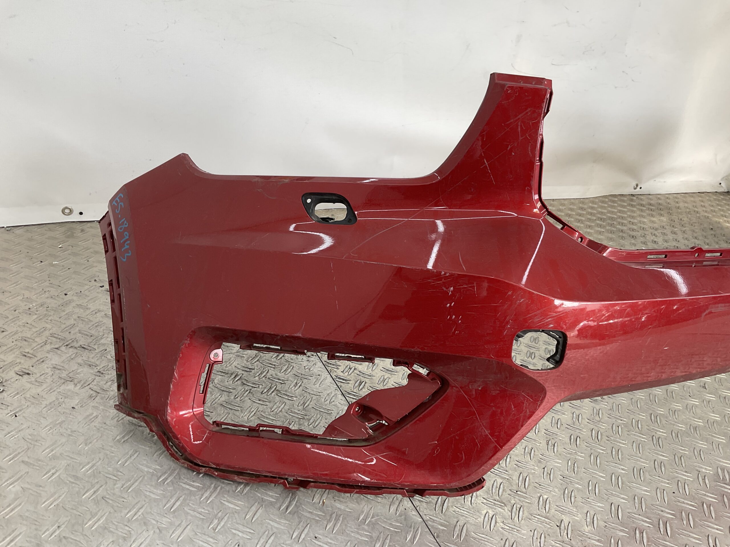 Bumper Volvo XC40 XC 40 17-21 kls pdc 31449359 Voorbumper E5-18943