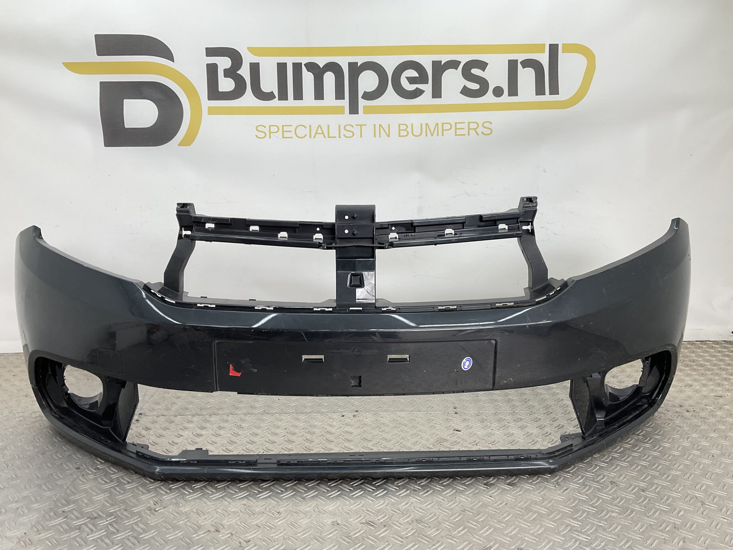 Bumper Dacia Sandero 17-20 6620223900R Voorbumper G3-19007