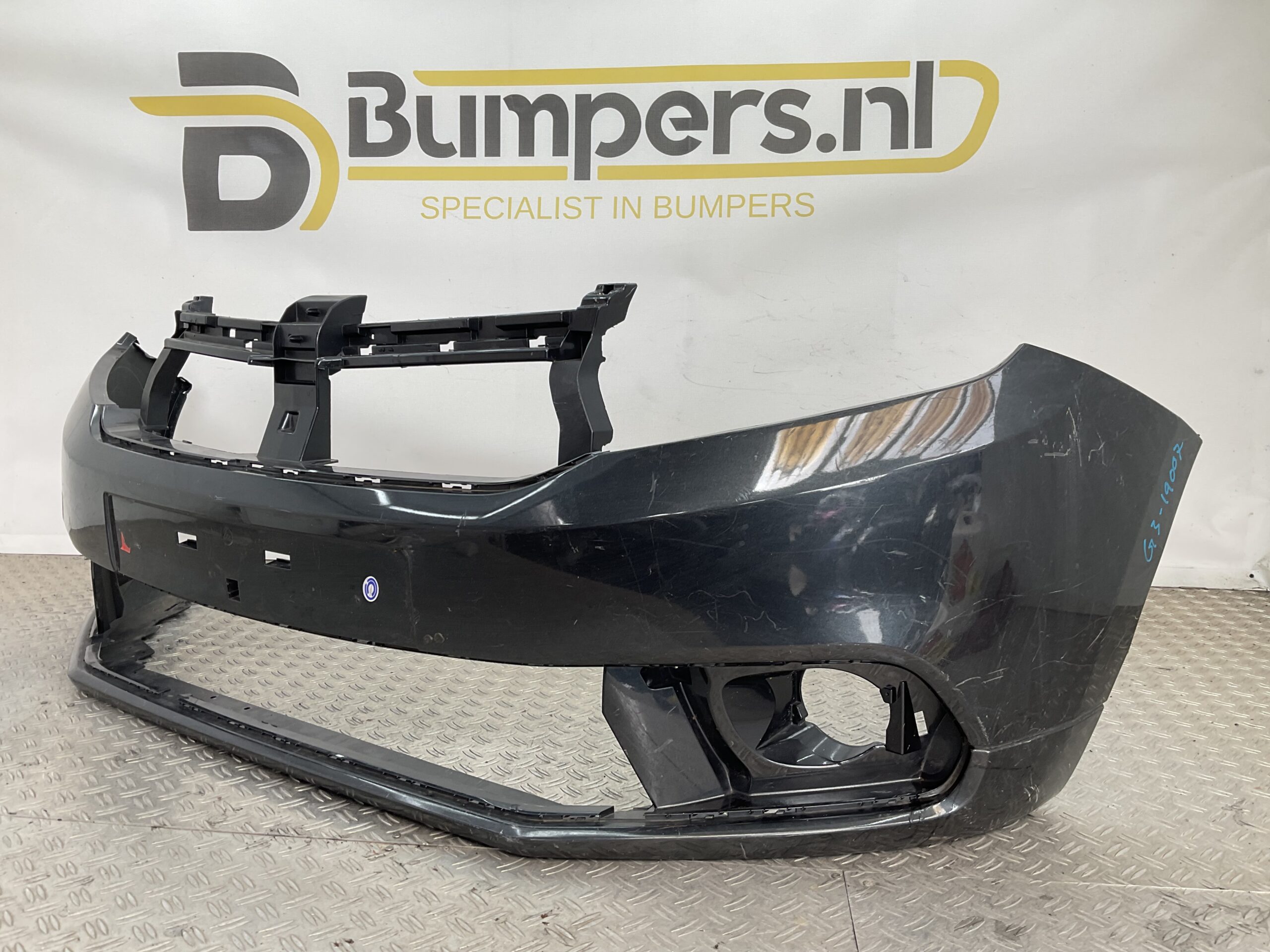Bumper Dacia Sandero 17-20 6620223900R Voorbumper G3-19007