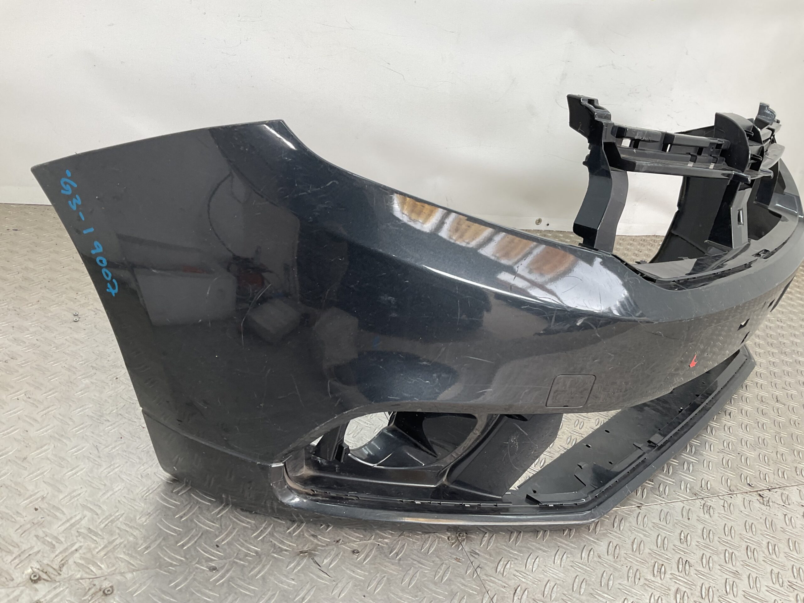 Bumper Dacia Sandero 17-20 6620223900R Voorbumper G3-19007