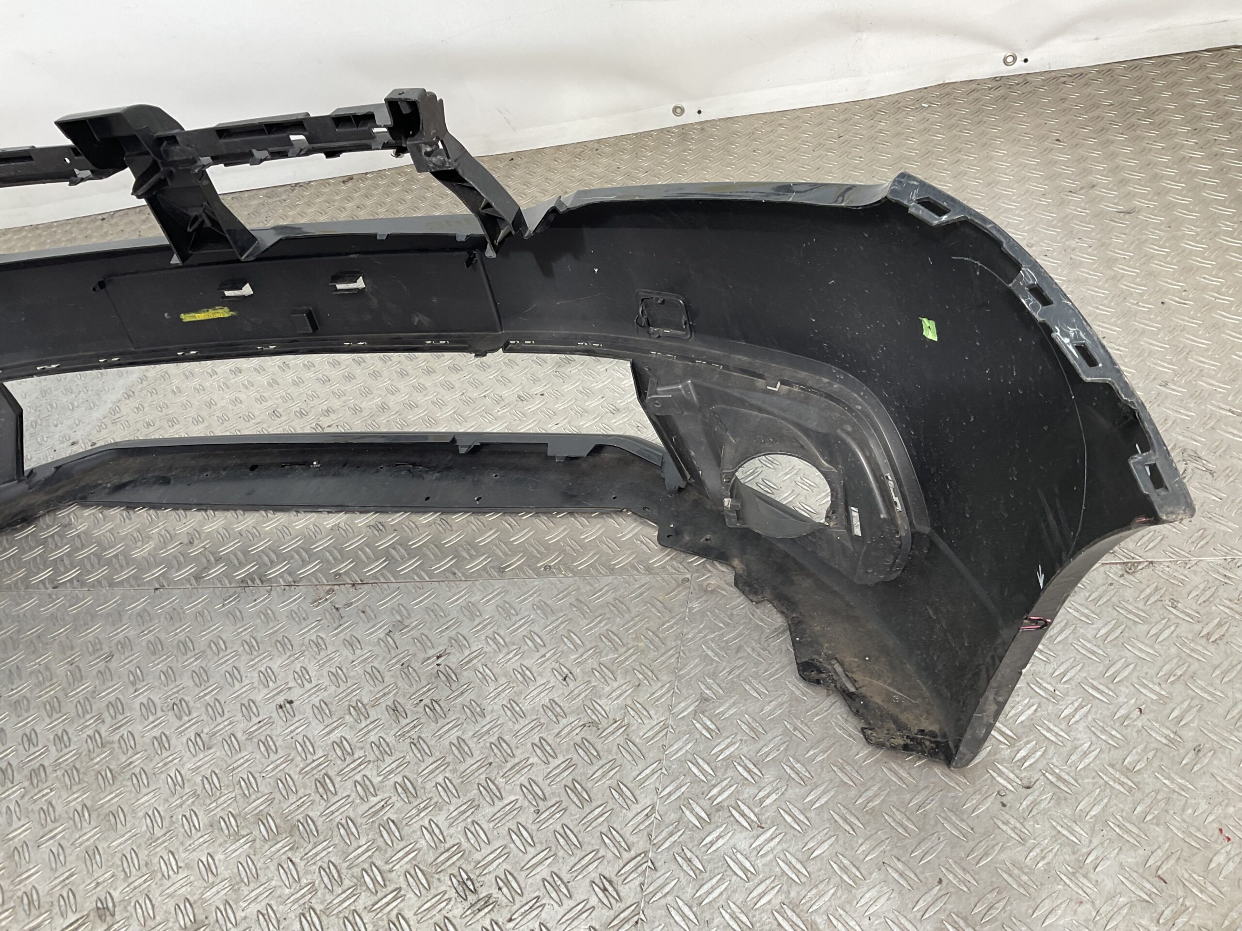 Bumper Dacia Sandero 17-20 6620223900R Voorbumper G3-19007
