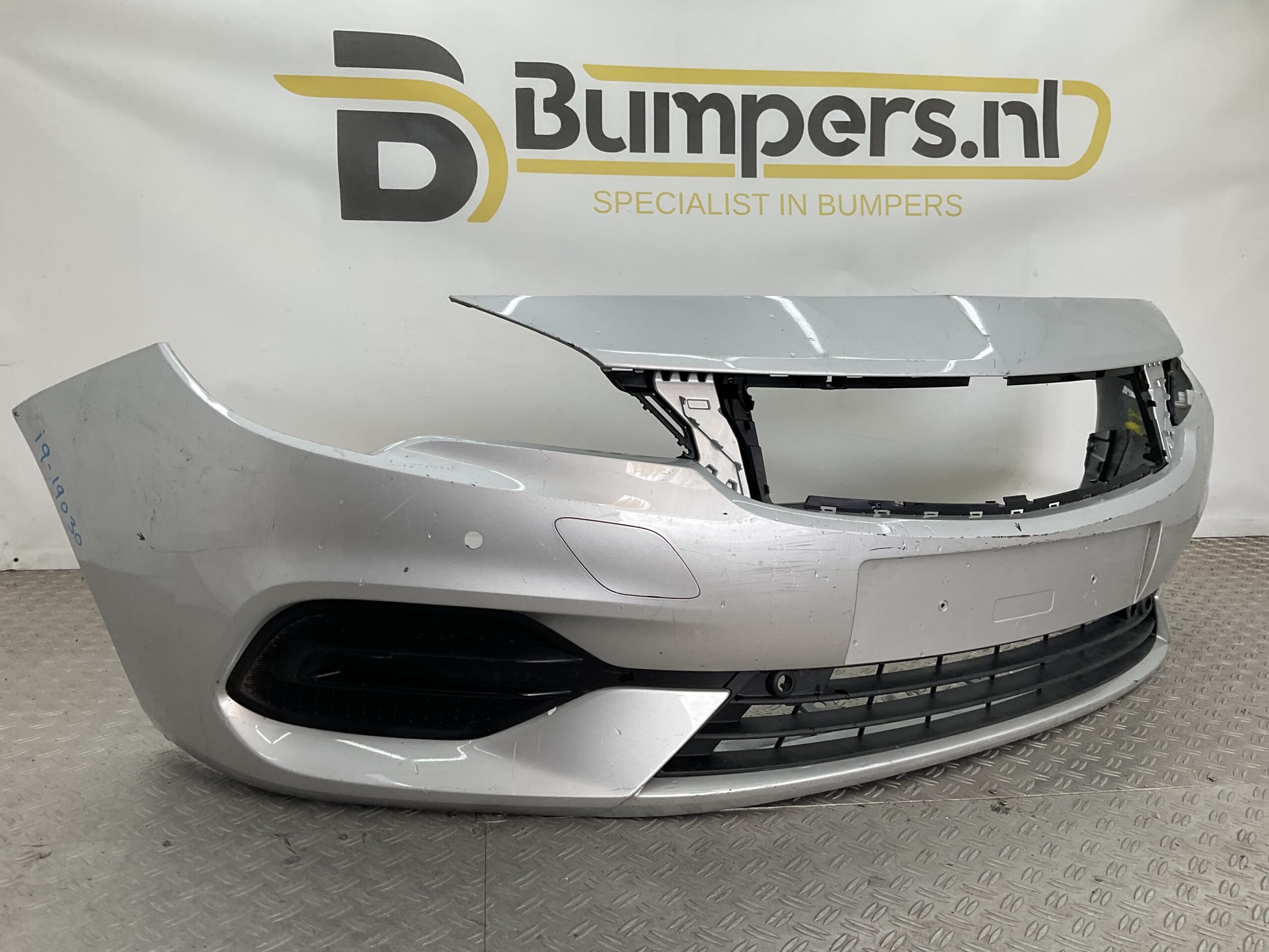 Bumper Opel Astra K 6xpdc Facelift 18-21 39130492 Voorbumper i9-19030